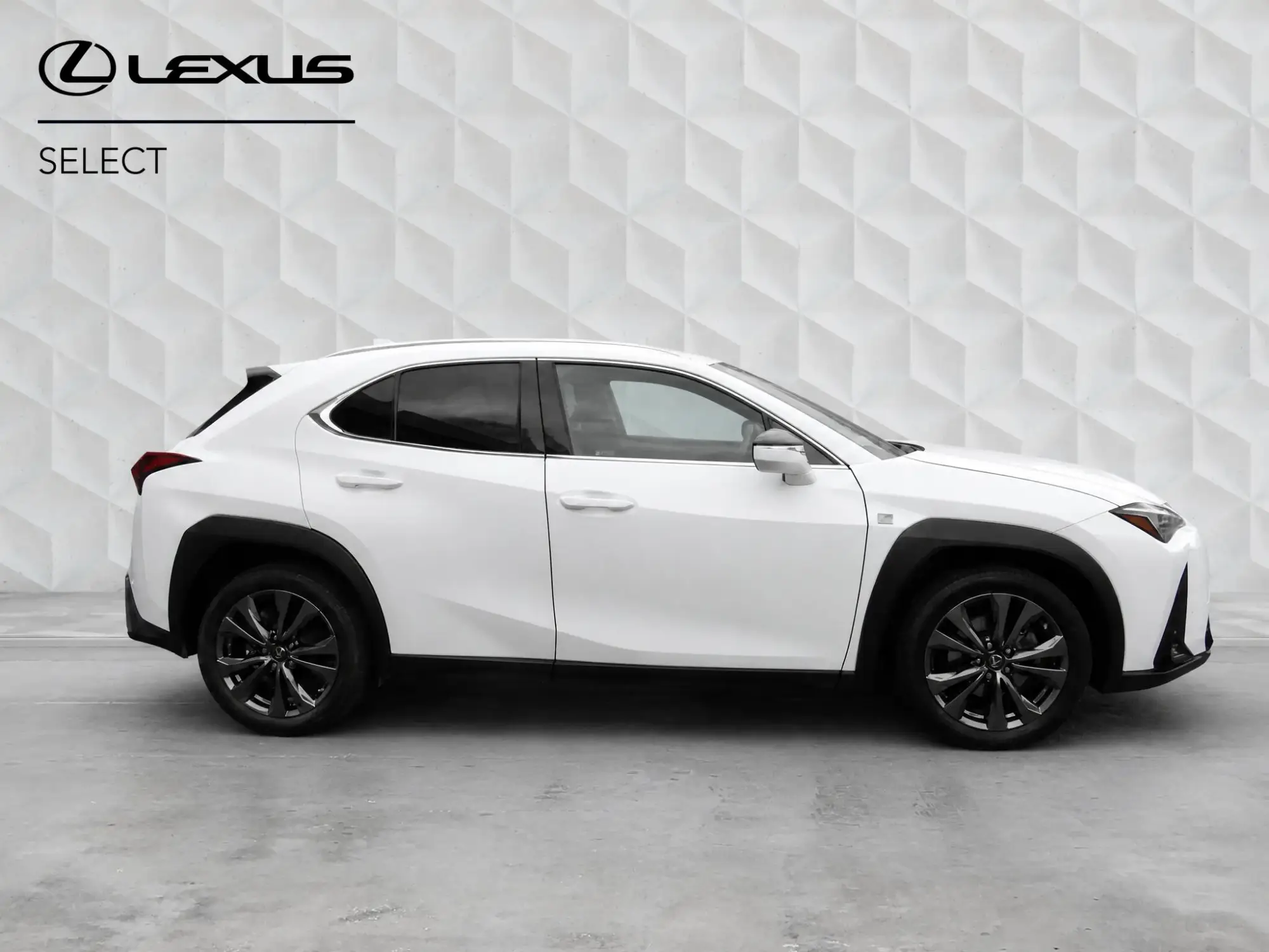 Lexus UX Self-Charging Hybrid Image 7 Lexus UX Self-Charging Hybrid Image 7