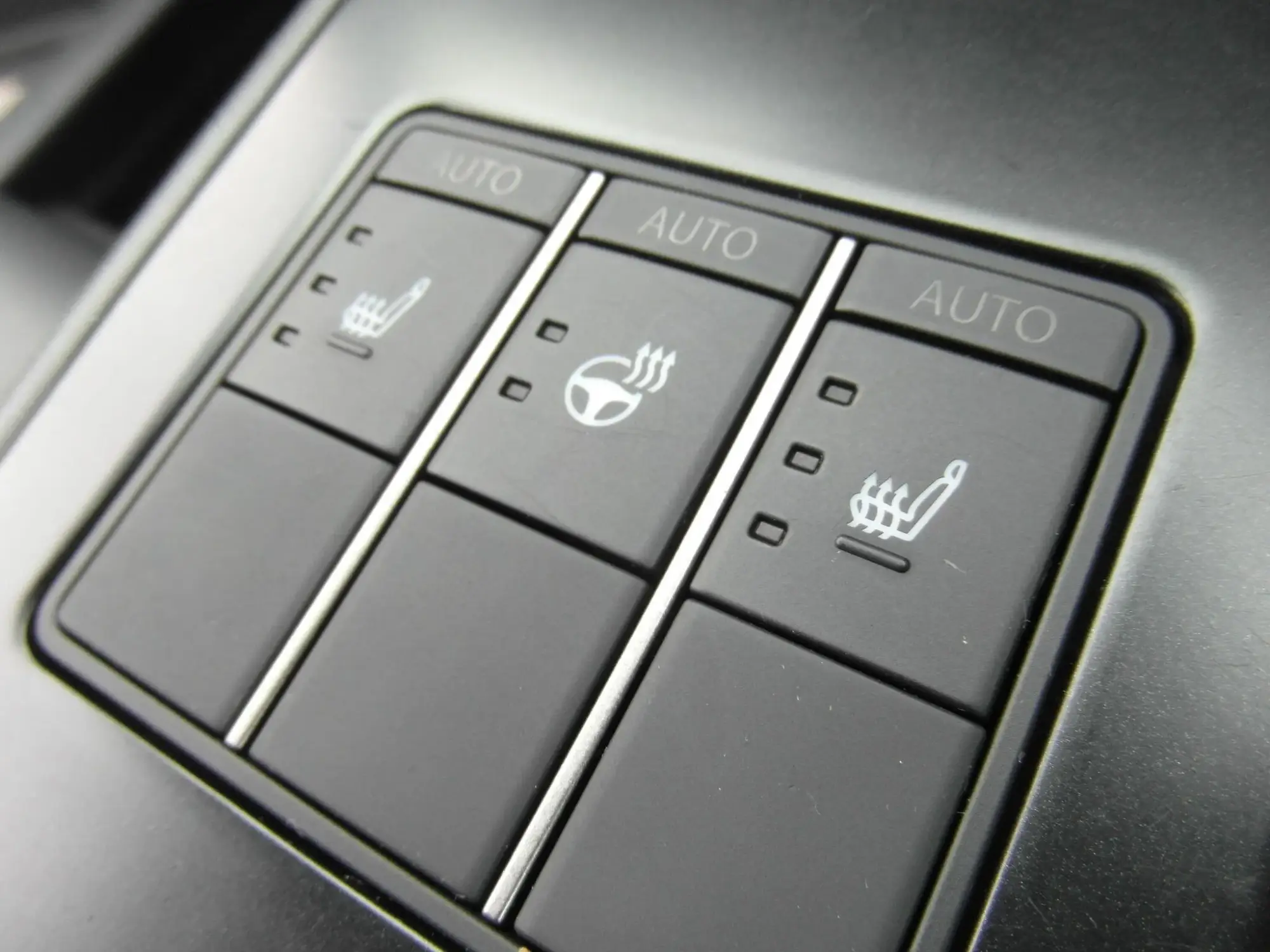 Lexus UX Self-Charging Hybrid Image 14 Lexus UX Self-Charging Hybrid Image 14