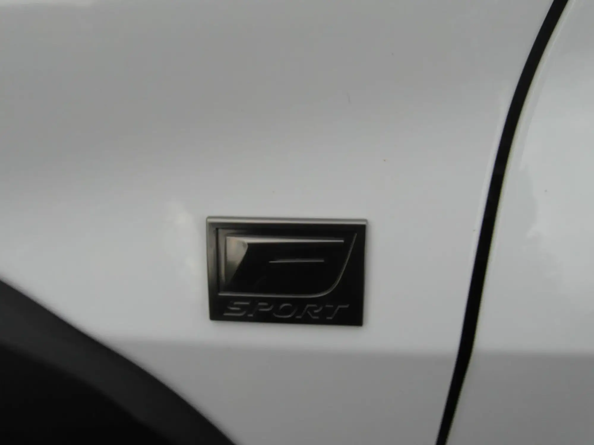 Lexus UX Self-Charging Hybrid Image 34 Lexus UX Self-Charging Hybrid Image 34