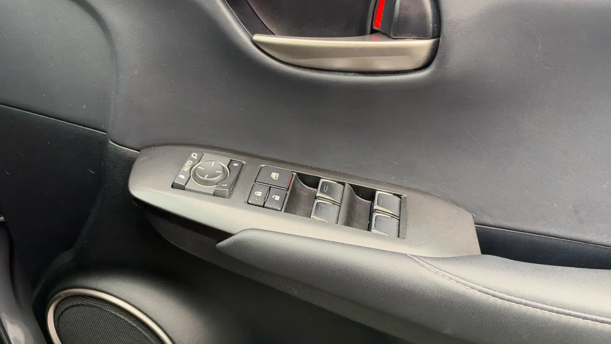 Lexus NX Self-Charging Hybrid Image 29 Lexus NX Self-Charging Hybrid Image 29