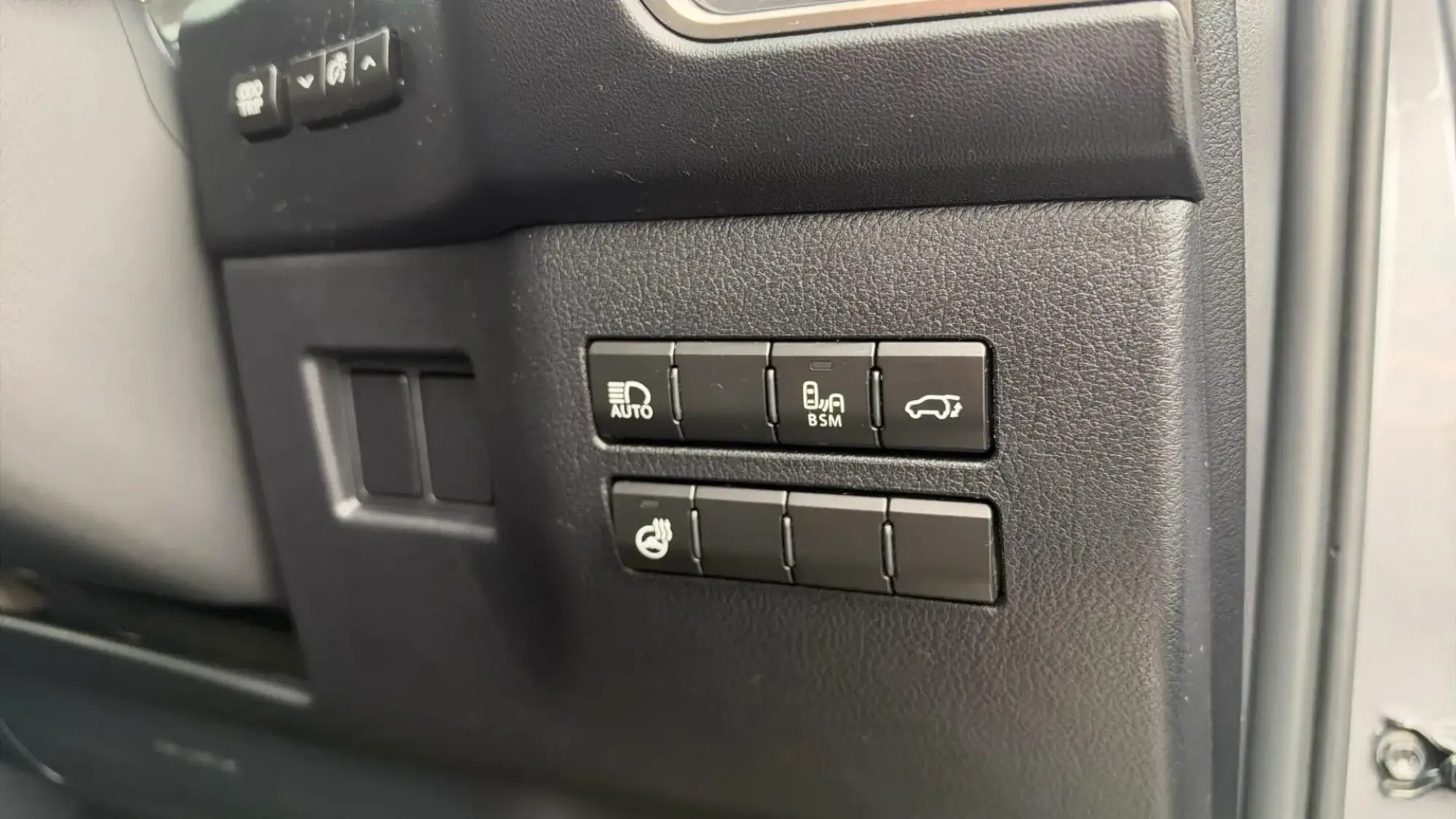 Lexus NX Self-Charging Hybrid Image 51 Lexus NX Self-Charging Hybrid Image 51