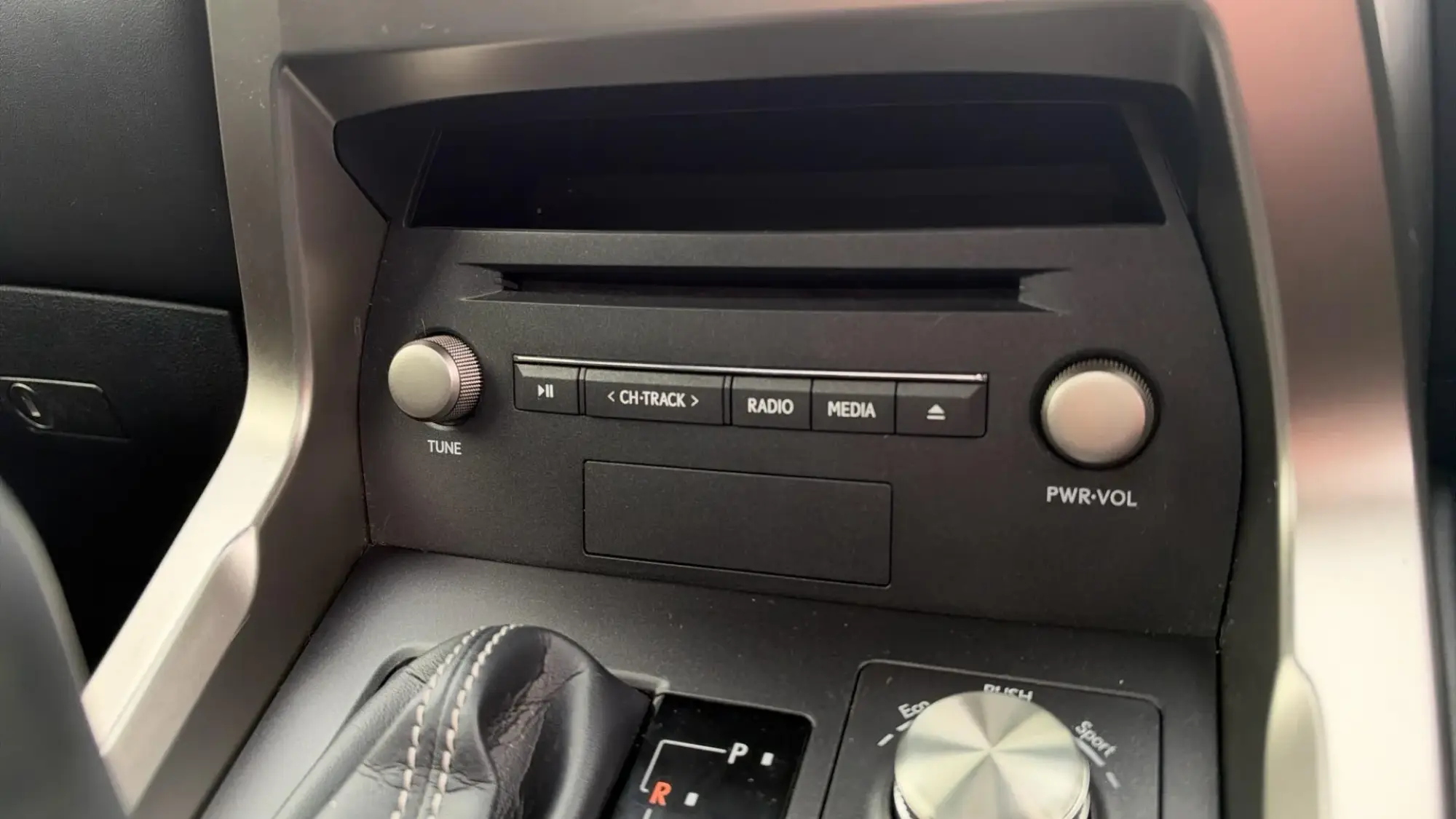 Lexus NX Self-Charging Hybrid Image 62 Lexus NX Self-Charging Hybrid Image 62