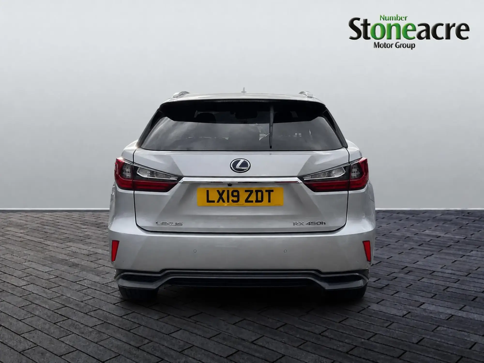 Lexus RX Image 6