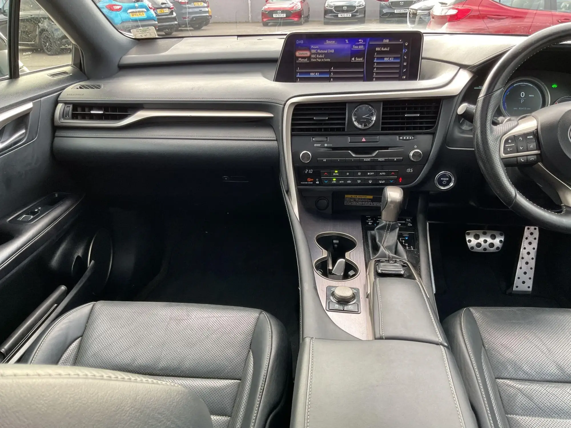 Lexus RX Image 10