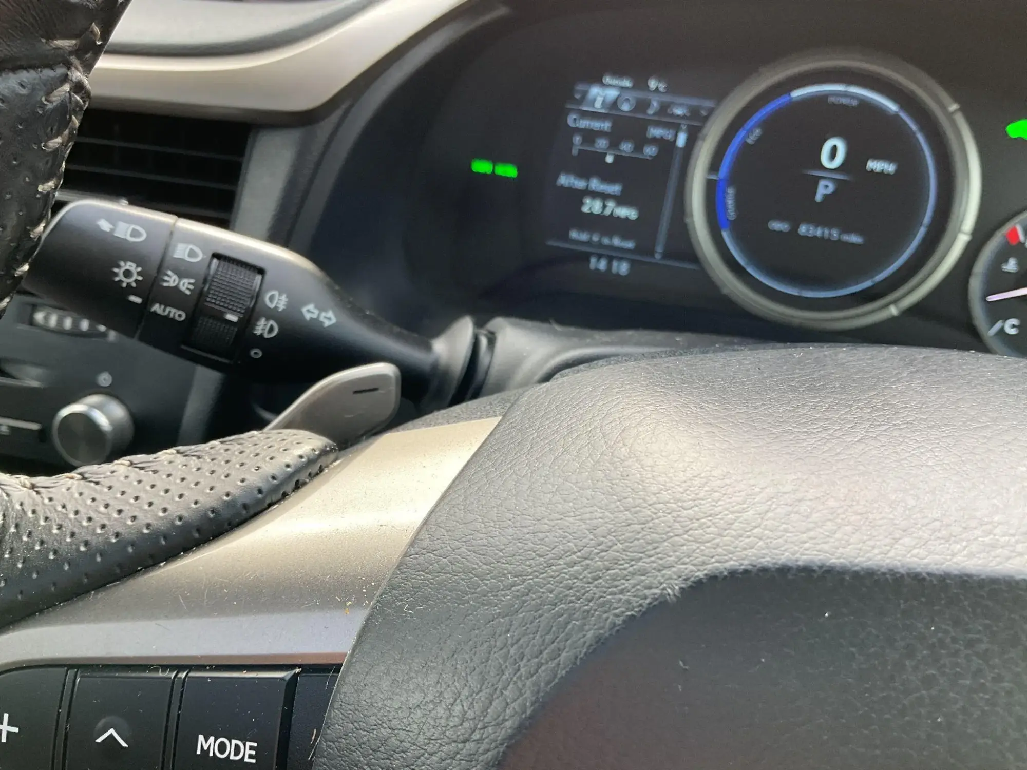 Lexus RX Image 21