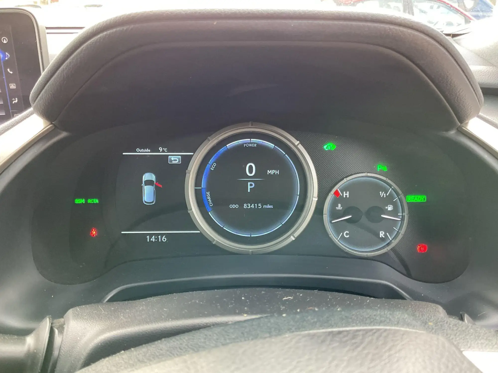 Lexus RX Image 32