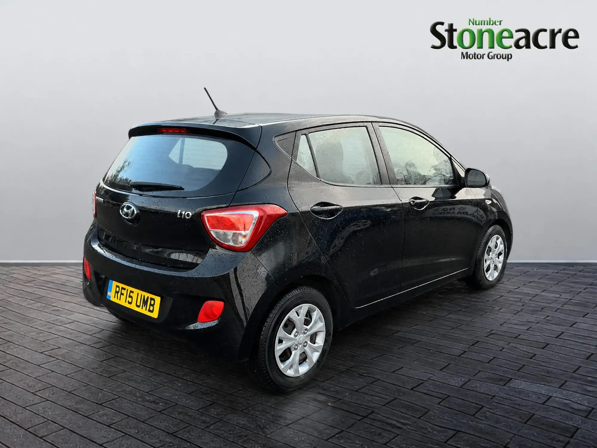 Hyundai i10 Image 4 Hyundai i10 Image 4