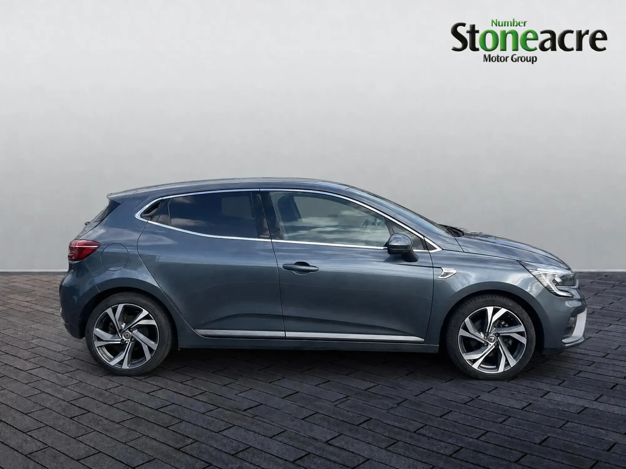 Renault Clio E-Tech R.S.Line E-TECH Hybrid 140 Auto MY21.5 PXZ6486 Image 2