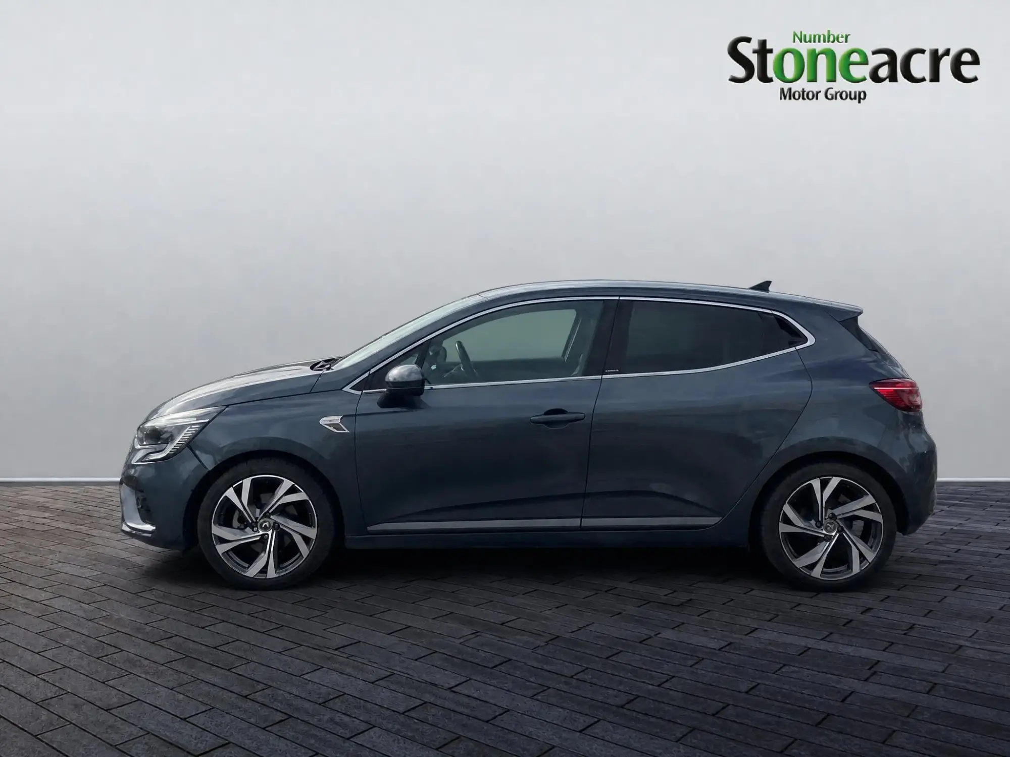 Renault Clio E-Tech Image 6