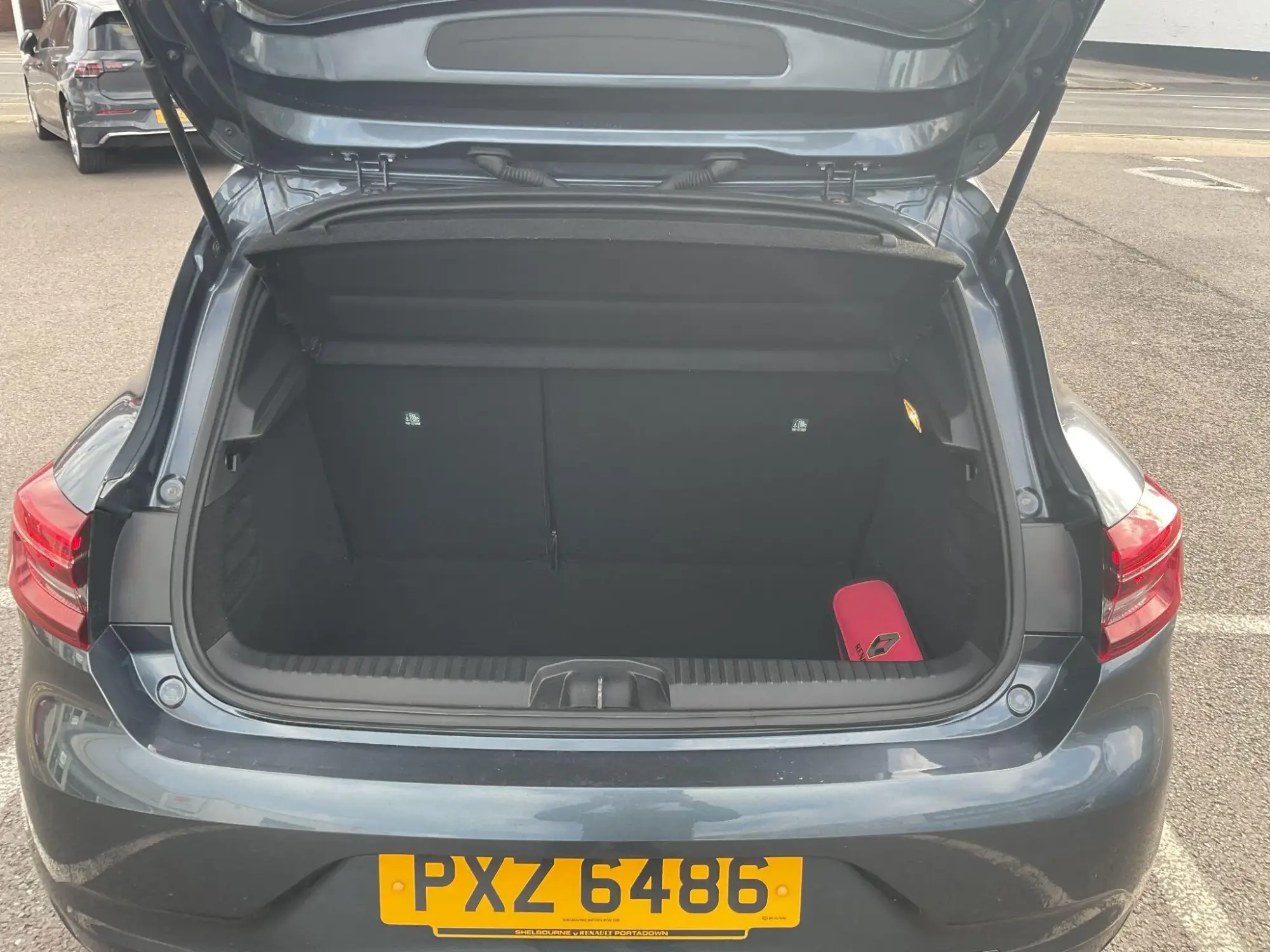 Renault Clio E-Tech Image 10