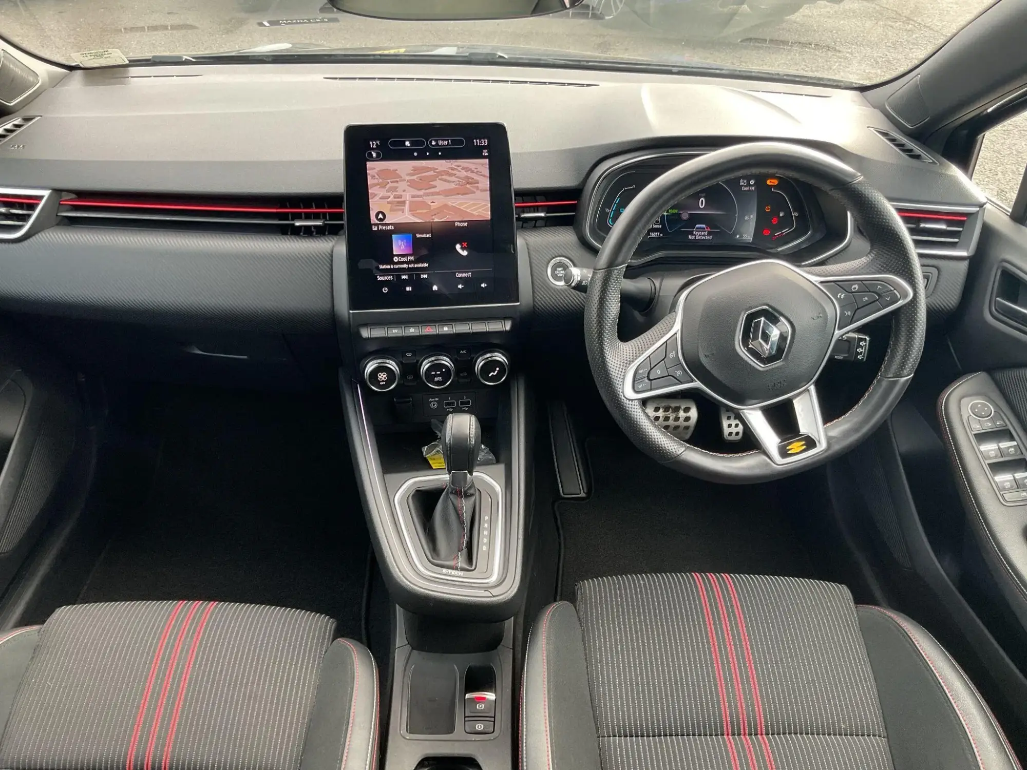 Renault Clio E-Tech Image 11