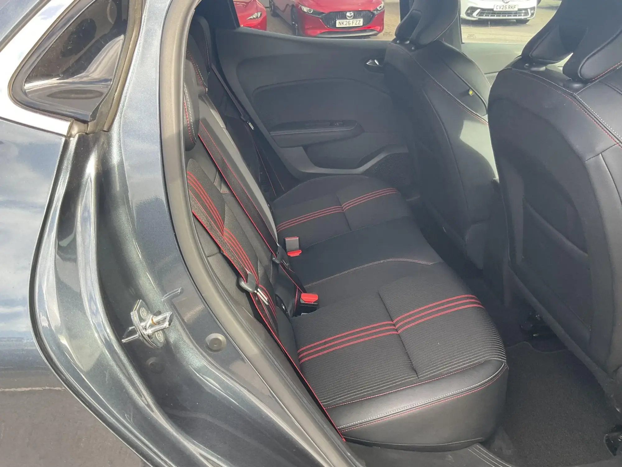 Renault Clio E-Tech Image 15