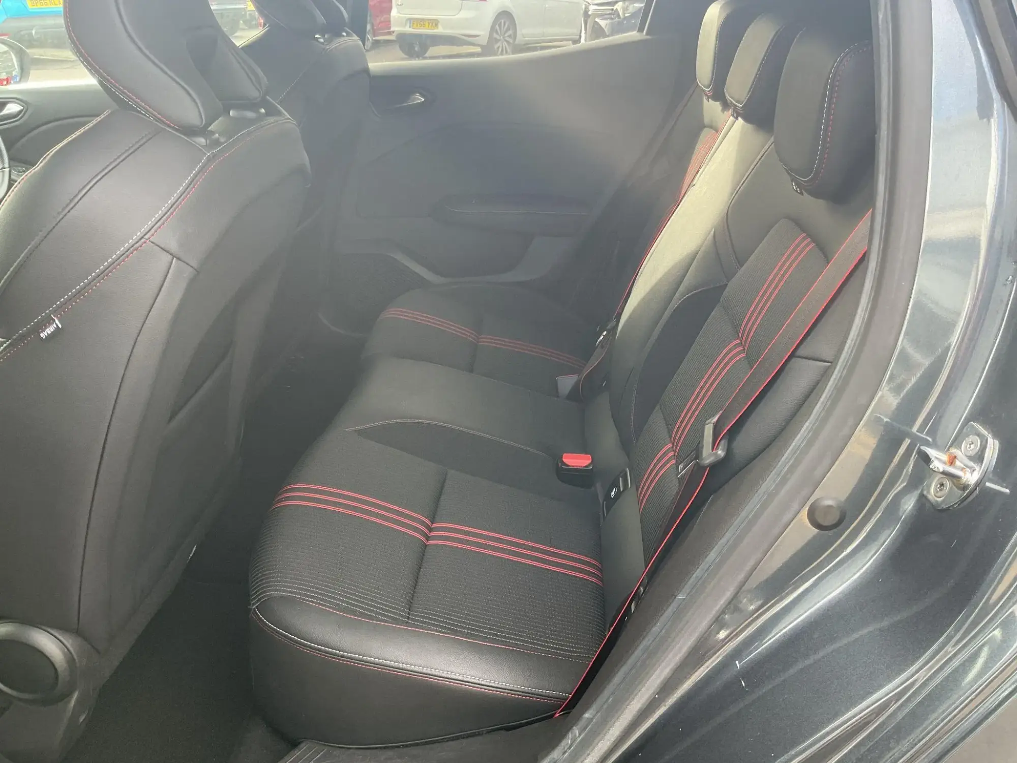 Renault Clio E-Tech Image 16