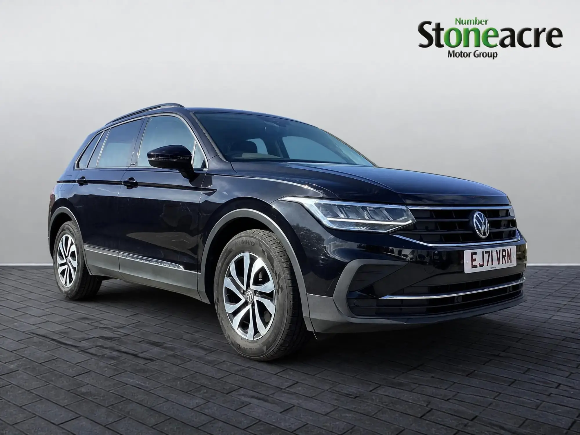 Volkswagen Tiguan 1.5 TSI Active DSG Euro 6 (s/s) 5dr EJ71VRM Image 1