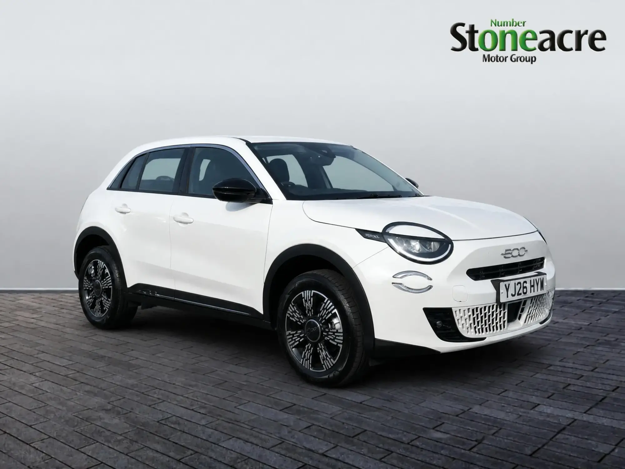 Fiat 600 Petrol 1.2 MHEV 136 e-DCT Euro 6 (s/s) 5dr YJ26HYW Image 1