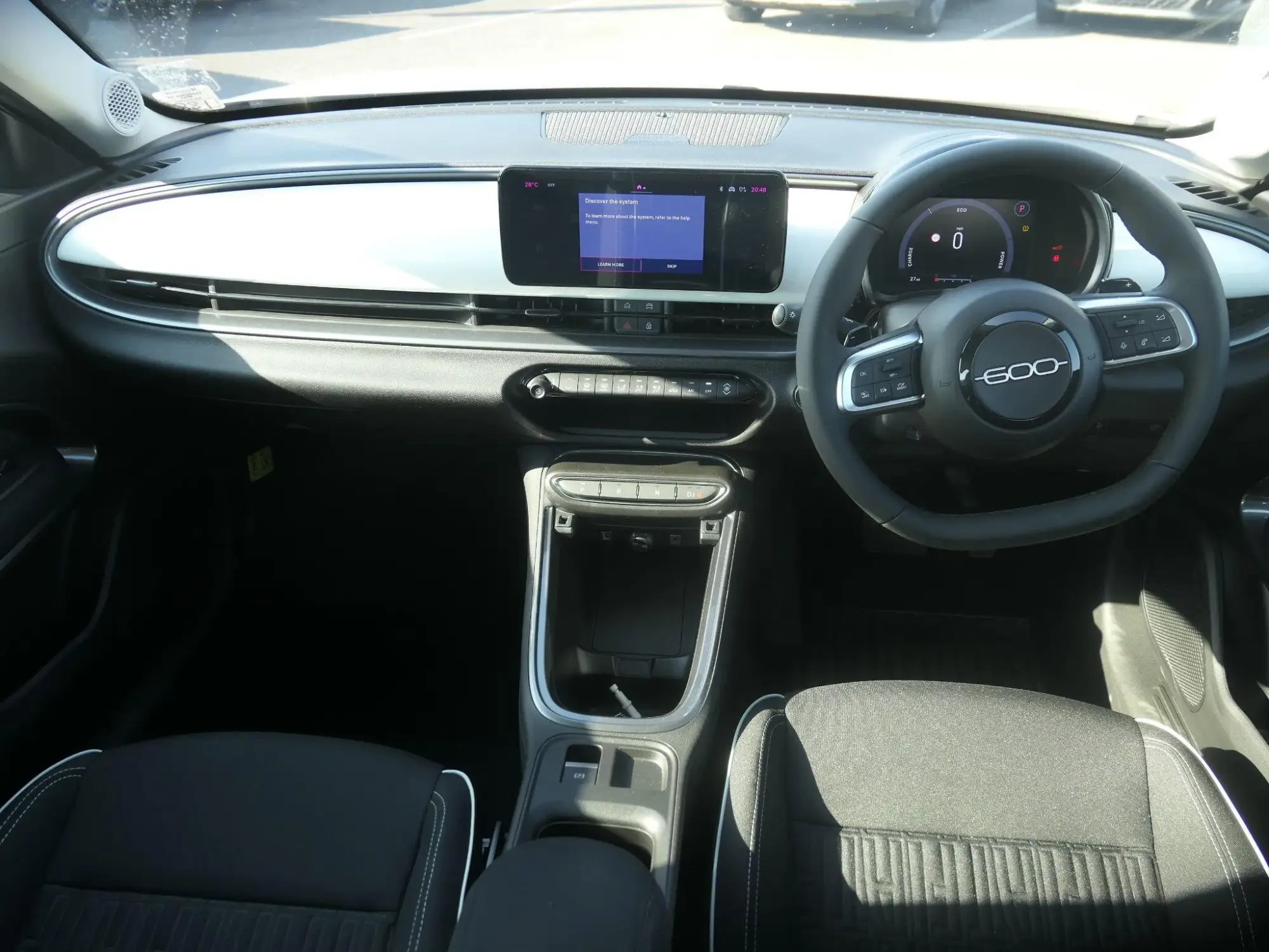 Fiat 600 Petrol Image 12 Fiat 600 Petrol Image 12