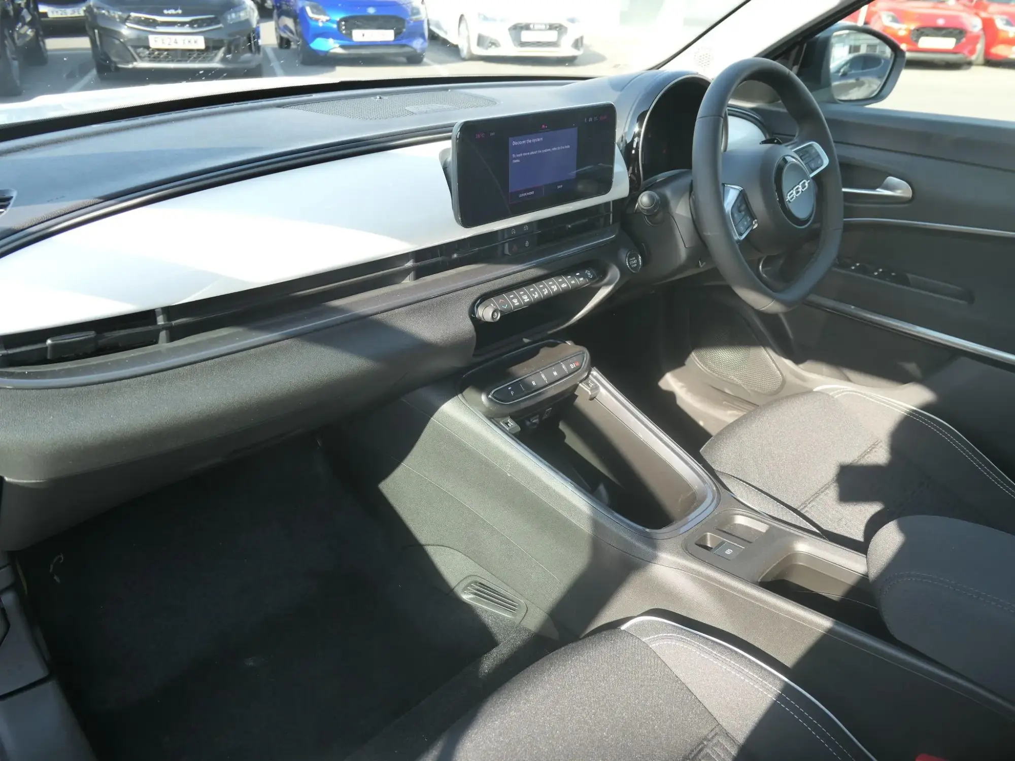 Fiat 600 Petrol Image 13 Fiat 600 Petrol Image 13