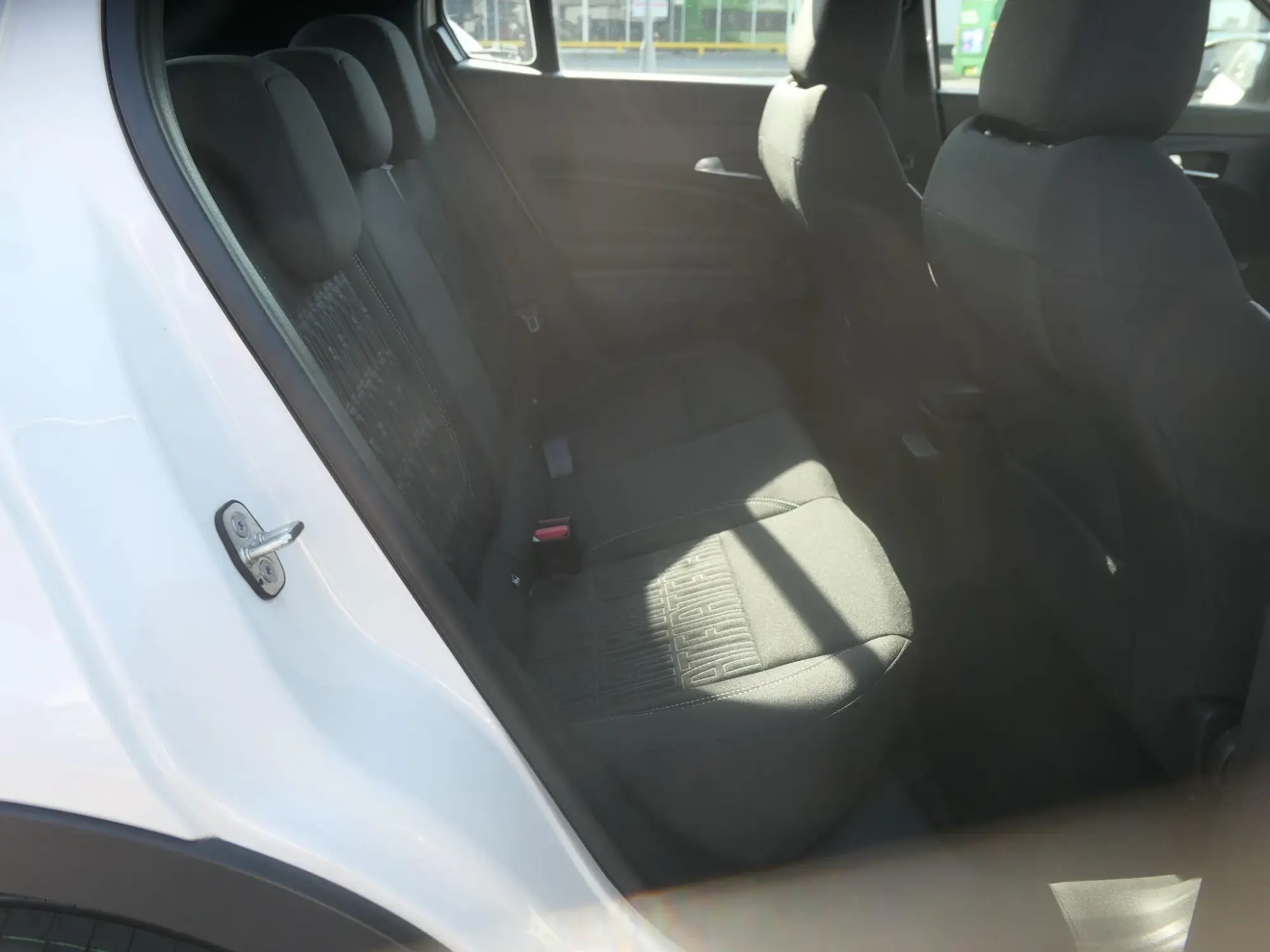 Fiat 600 Petrol Image 16 Fiat 600 Petrol Image 16