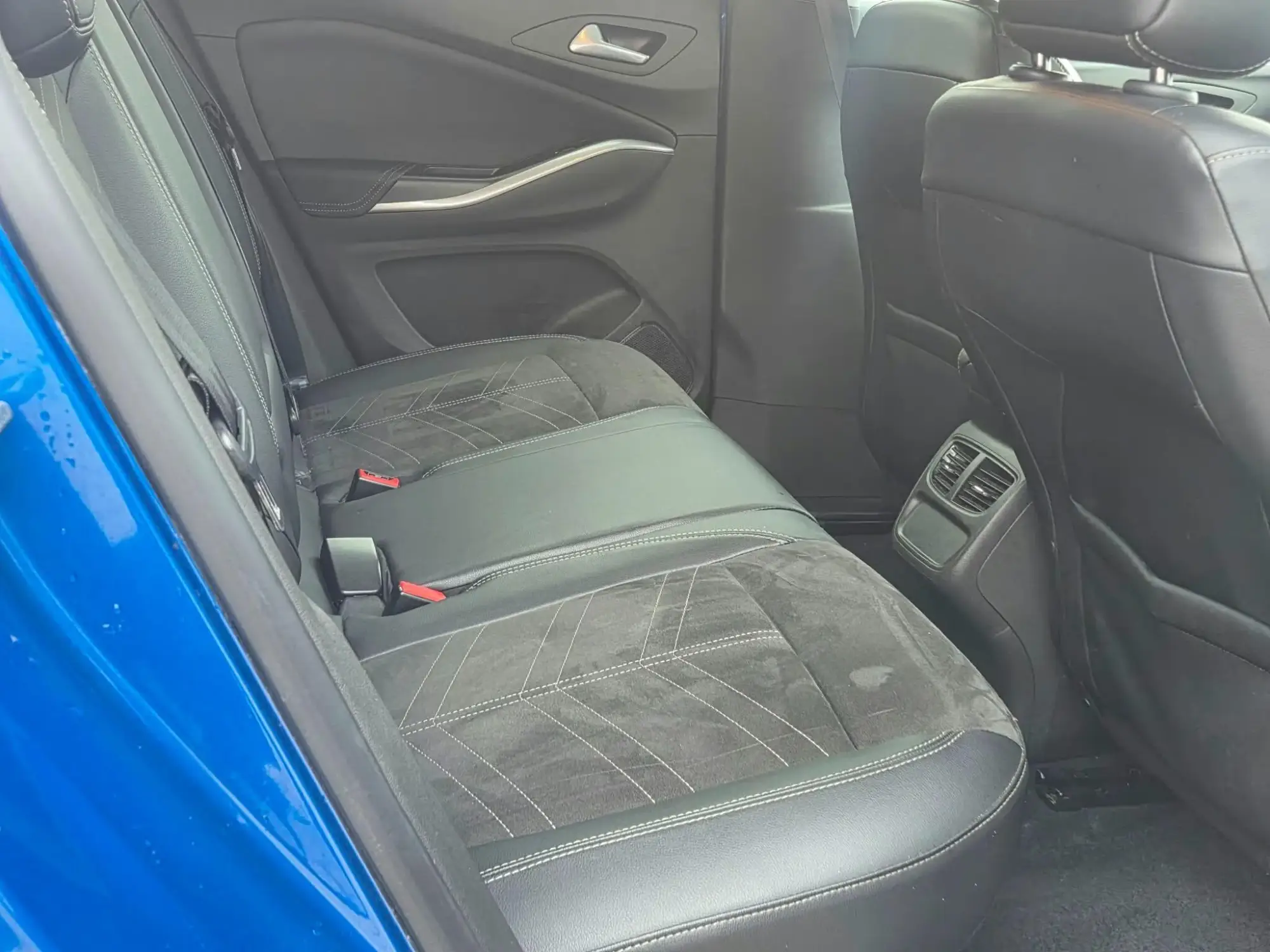Vauxhall Grandland Image 14