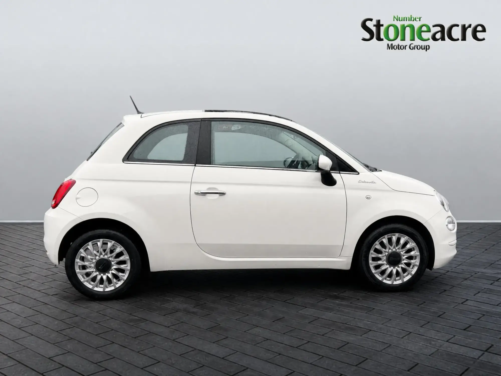 Fiat 500 1.0 Mild Hybrid Dolcevita [Part Leather] 3dr NL72GWJ Image 2
