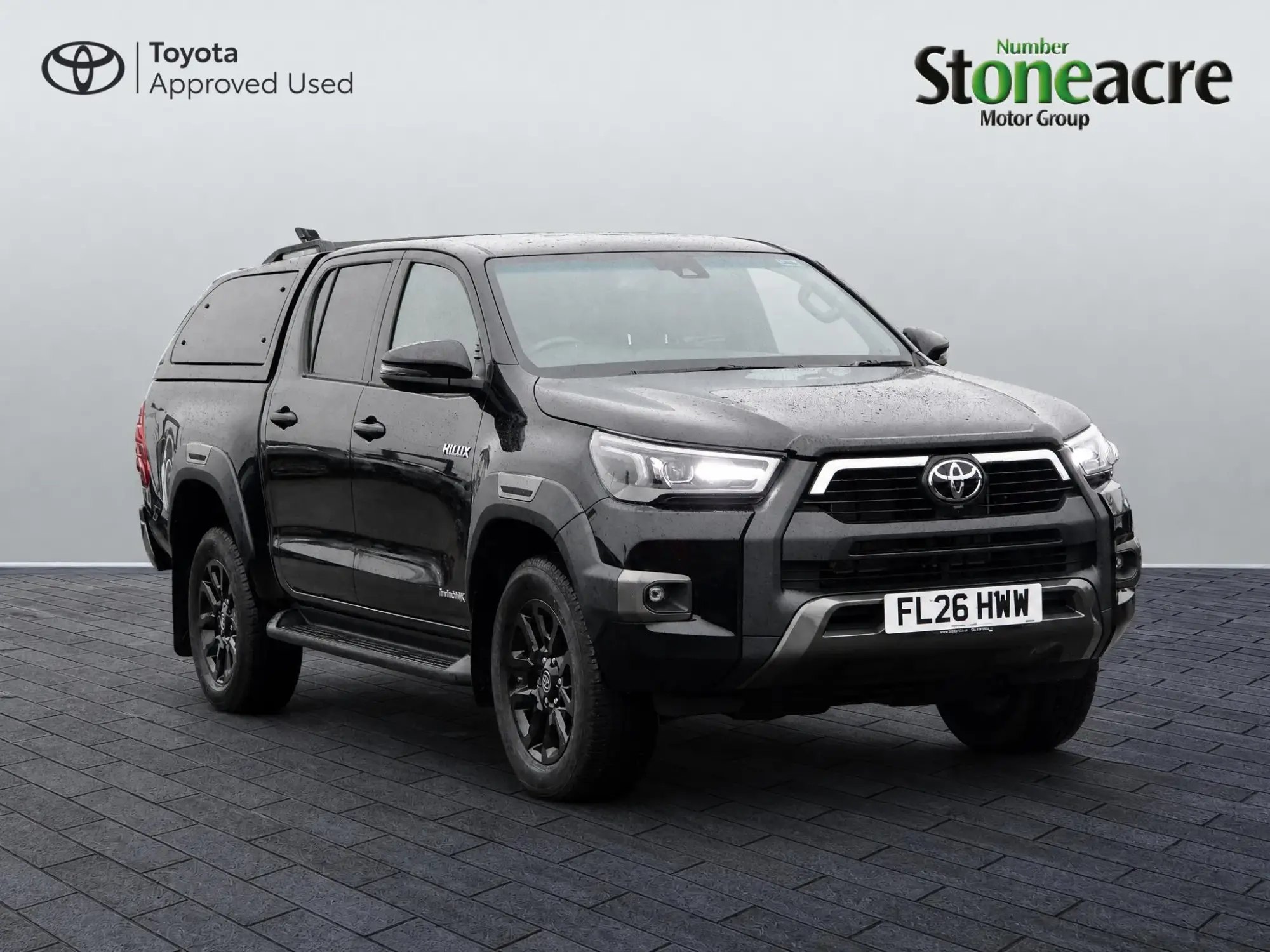 Toyota Hilux 2.8 D-4D-h Invincible X Auto 4WD Euro 6 4dr FL26HWW Image 1 Toyota Hilux 2.8 D-4D-h Invincible X Auto 4WD Euro 6 4dr FL26HWW Image 1