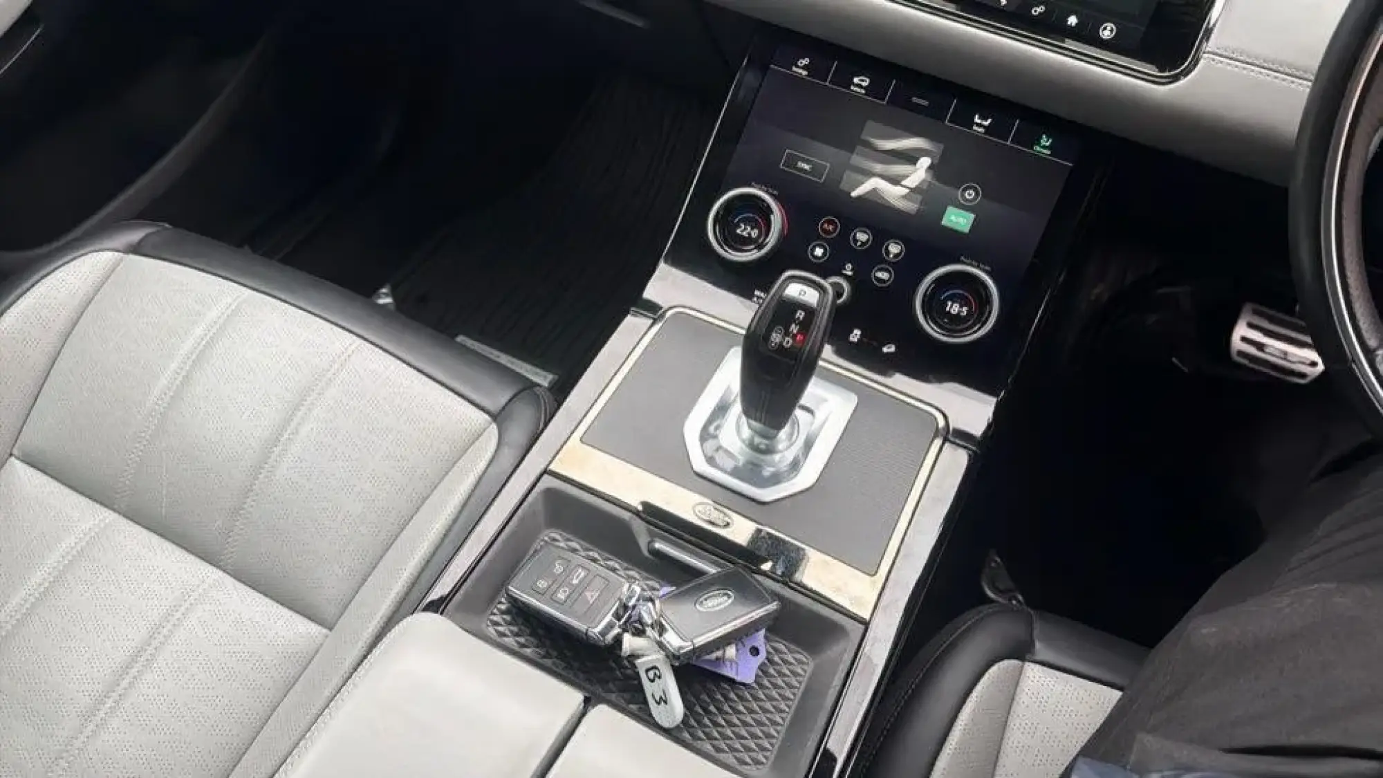 Land Rover Range Rover Evoque Image 9