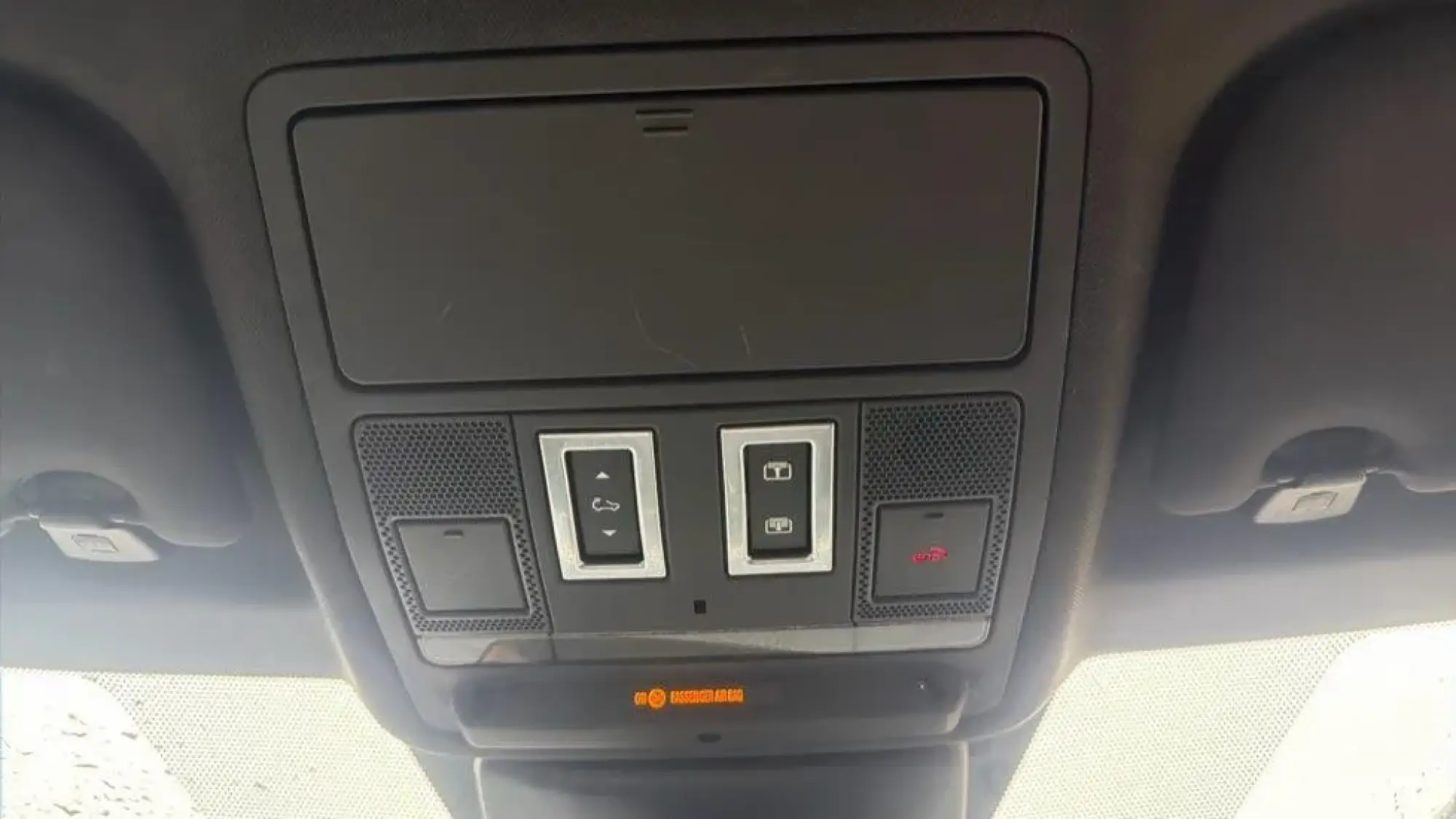 Land Rover Range Rover Evoque Image 38