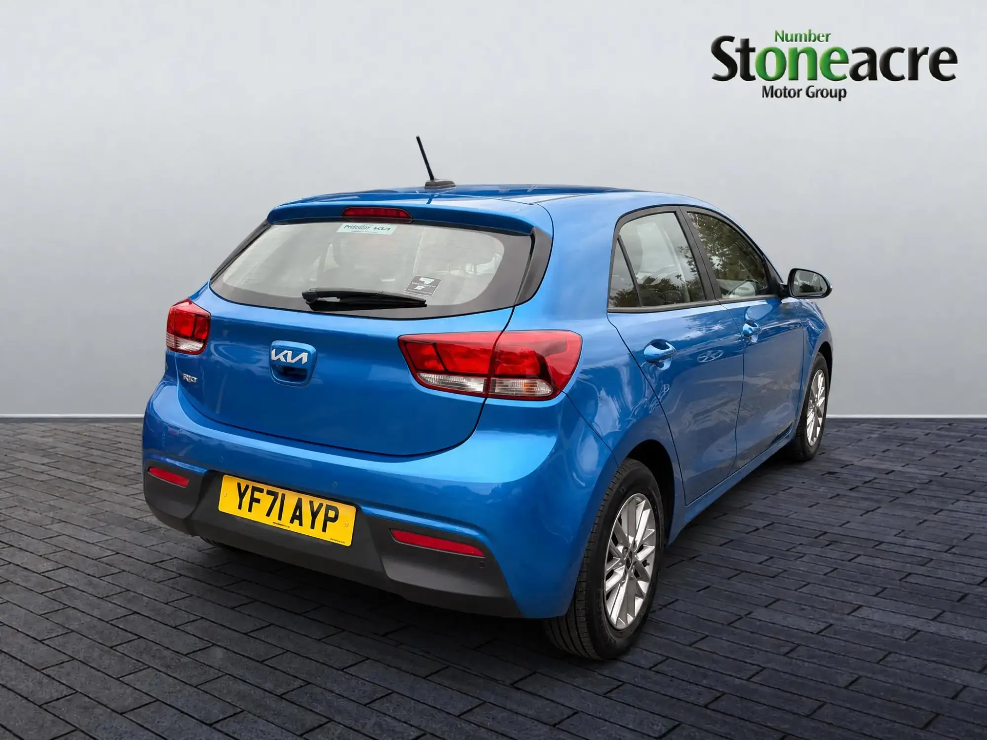 Kia Rio Image 8