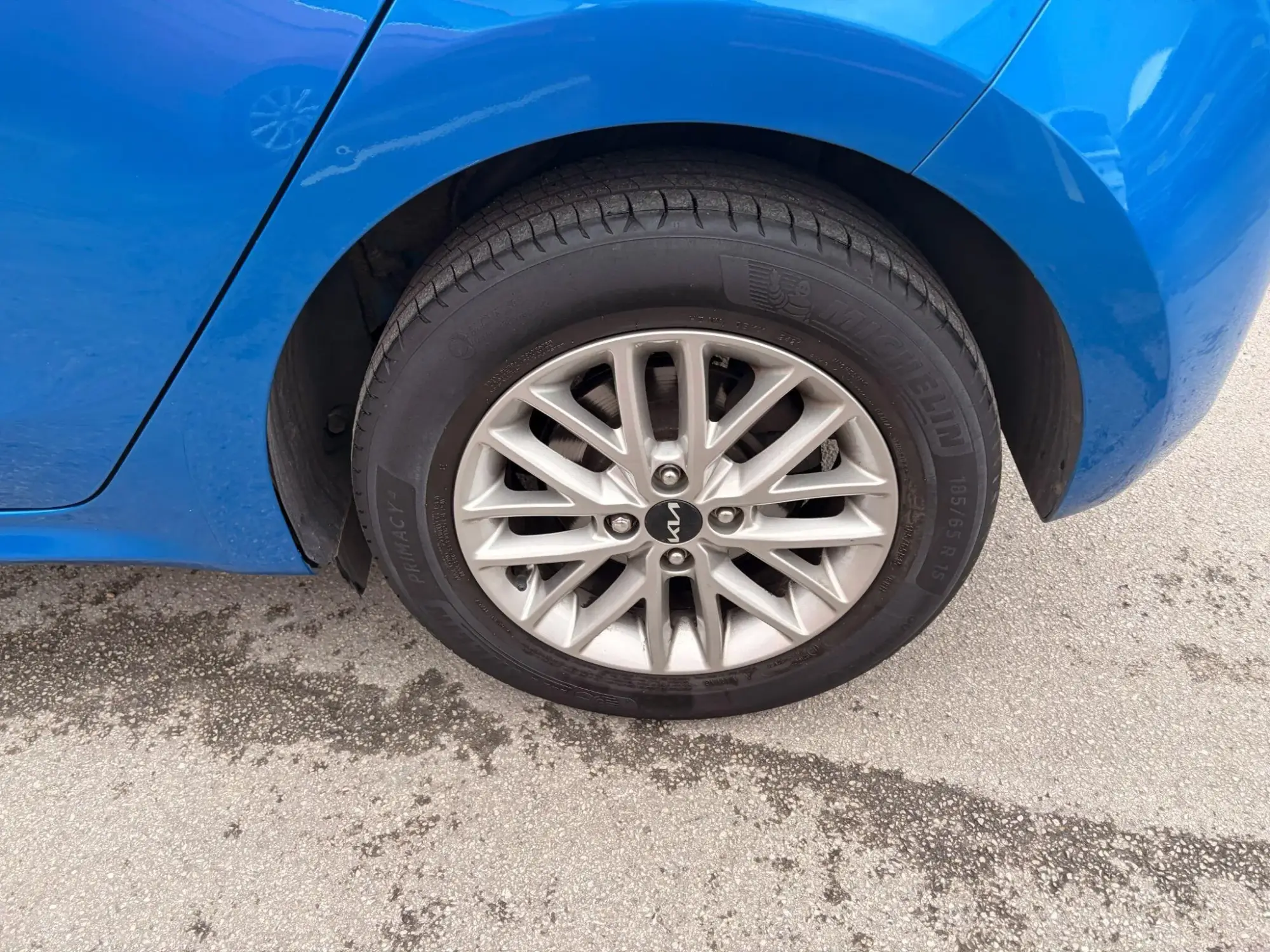 Kia Rio Image 25