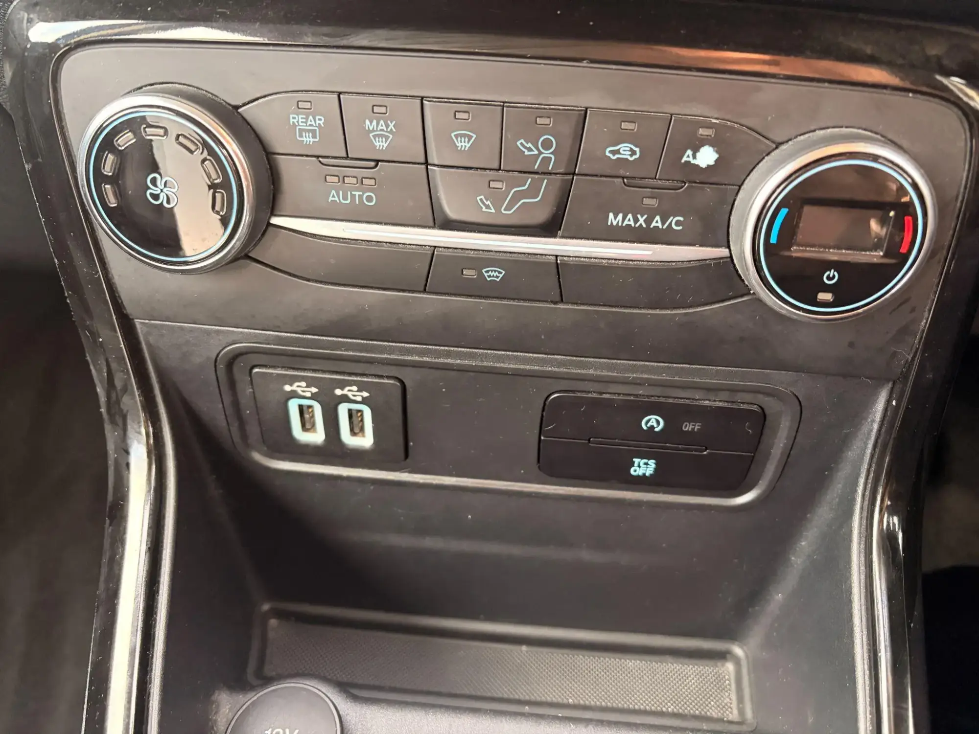 Ford EcoSport Image 19 Ford EcoSport Image 19