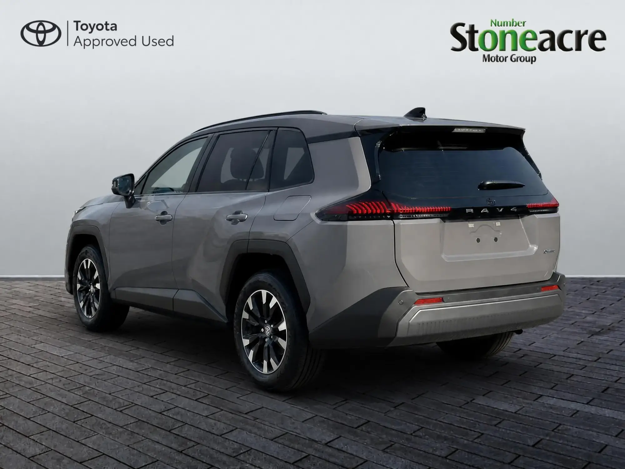 Toyota RAV4 Image 5
