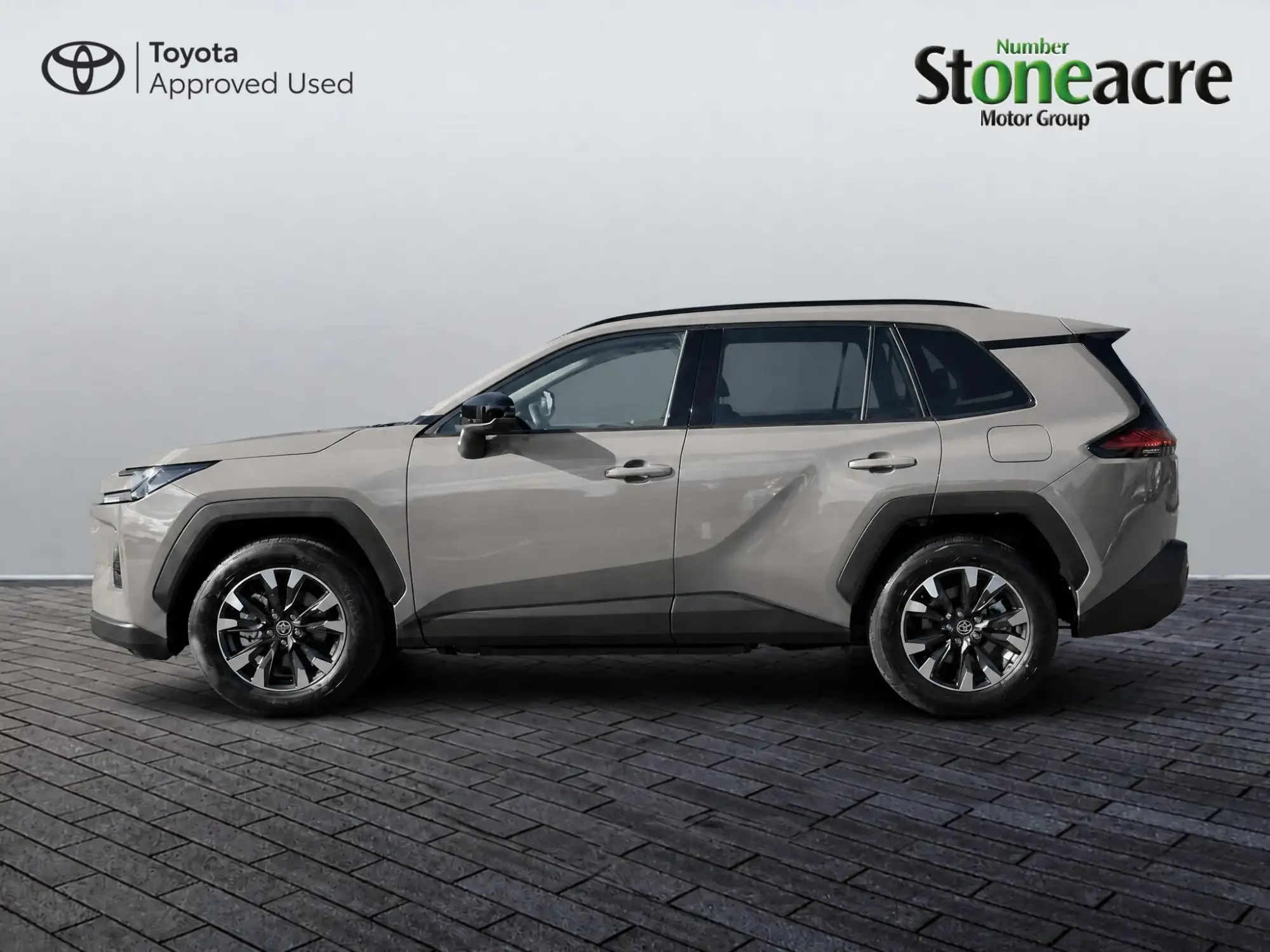 Toyota RAV4 Image 6