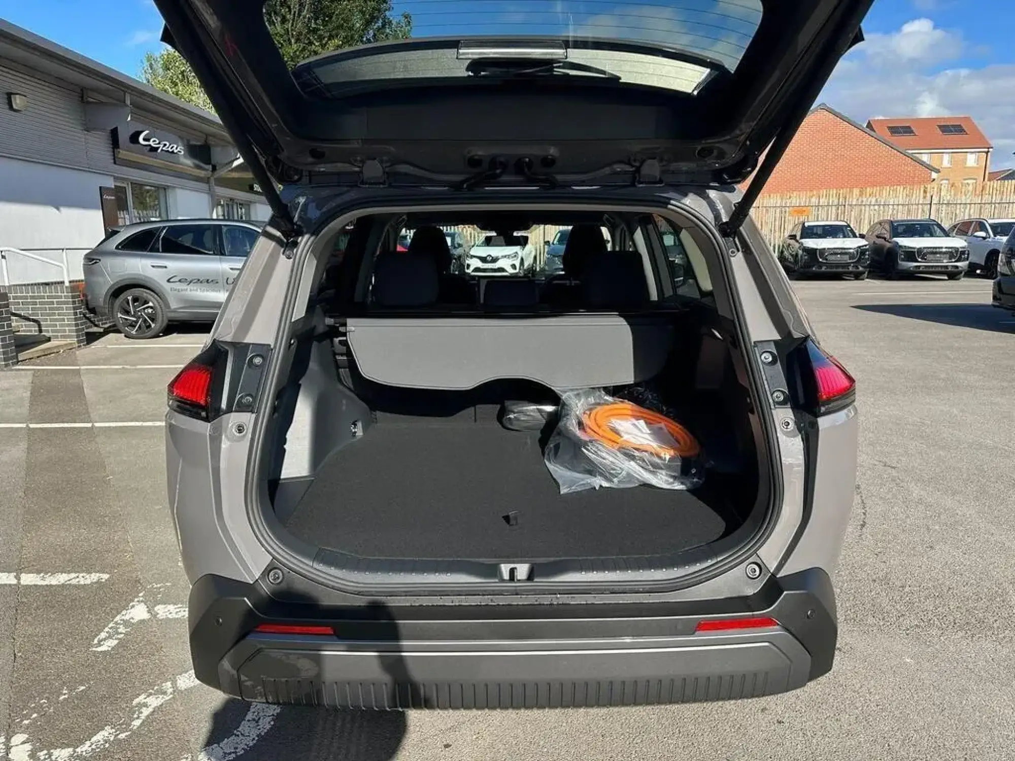 Toyota RAV4 Image 10