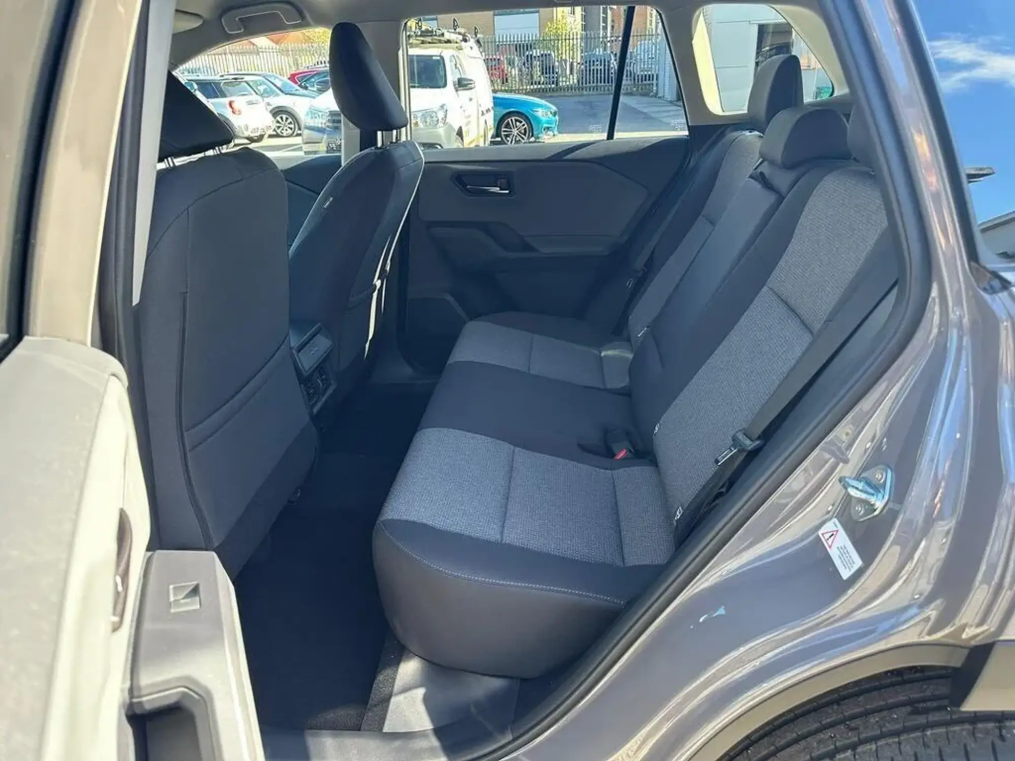 Toyota RAV4 Image 13
