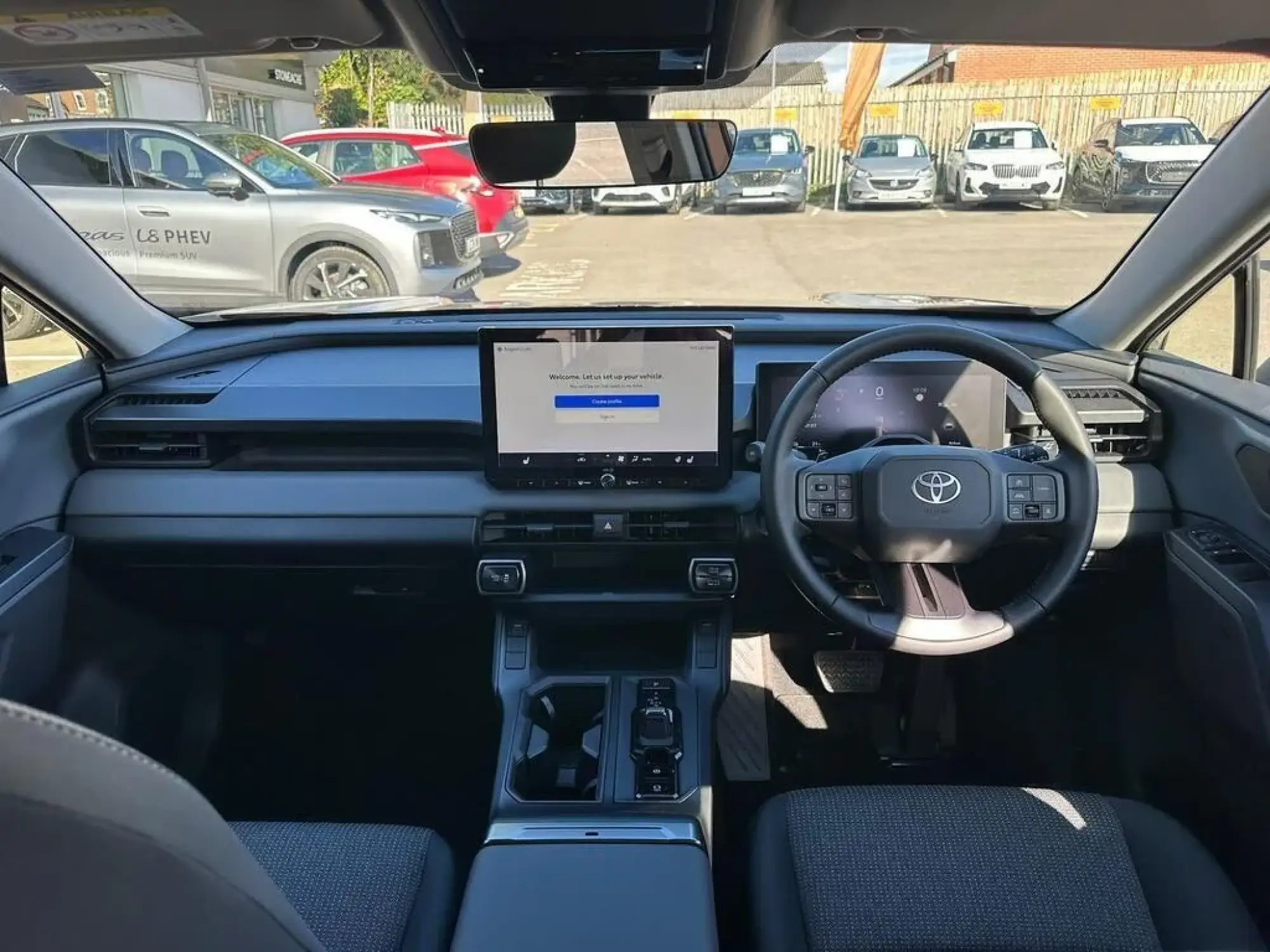 Toyota RAV4 Image 15