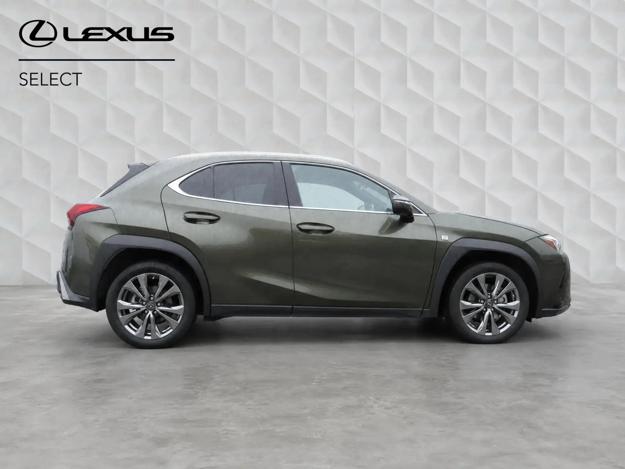 Lexus UX Self-Charging Hybrid Image 2