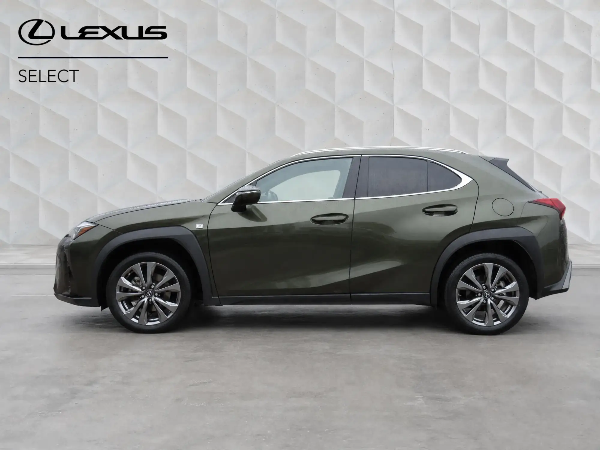 Lexus UX Self-Charging Hybrid Image 6