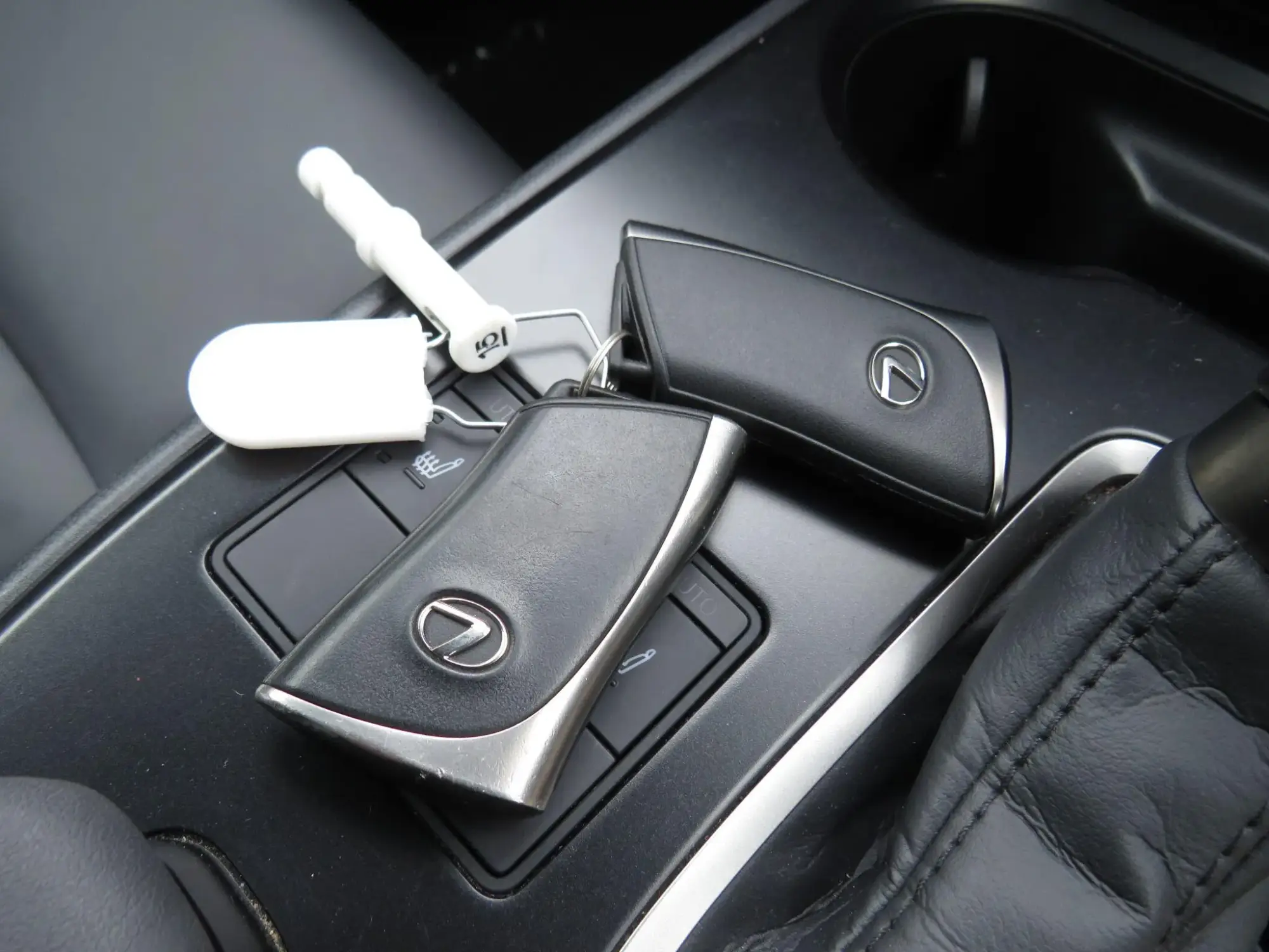 Lexus UX Self-Charging Hybrid Image 22