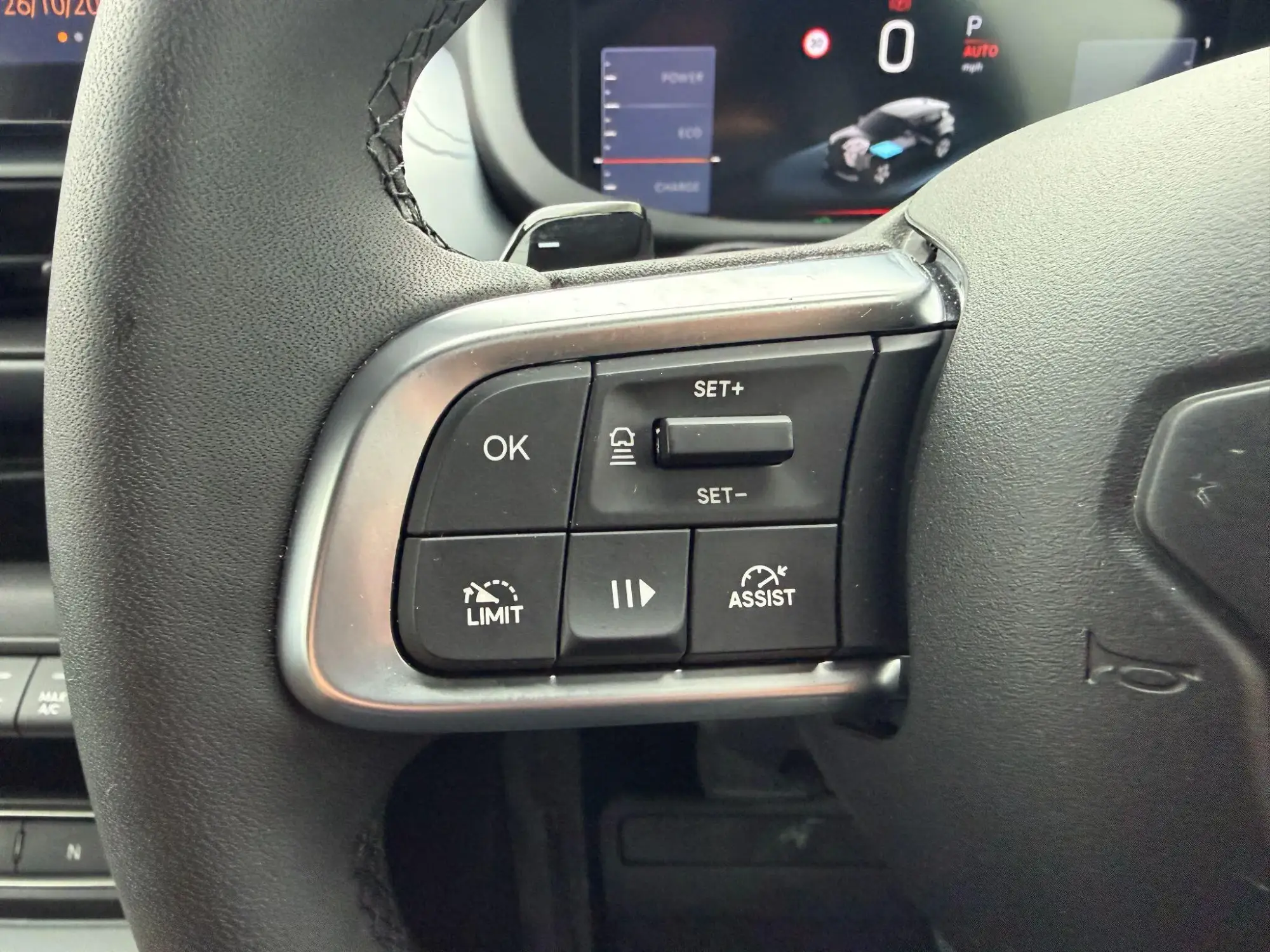 Jeep Avenger e-Hybrid Image 16 Jeep Avenger e-Hybrid Image 16