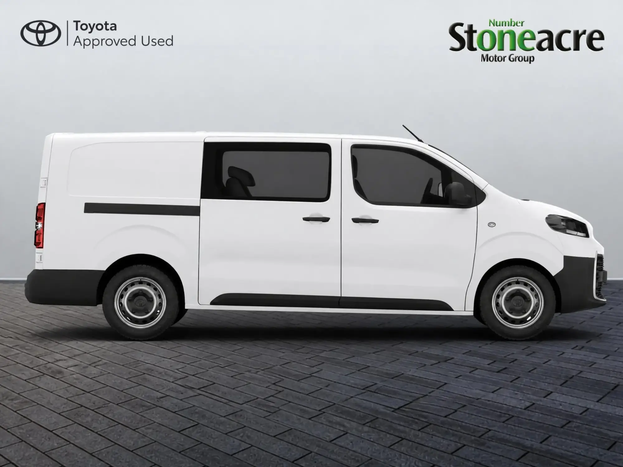Toyota Proace 2.2D Icon Long Crew Van LWB Euro 6 (s/s) 6dr (6 Seat) NU76YVC Image 2 Toyota Proace 2.2D Icon Long Crew Van LWB Euro 6 (s/s) 6dr (6 Seat) NU76YVC Image 2