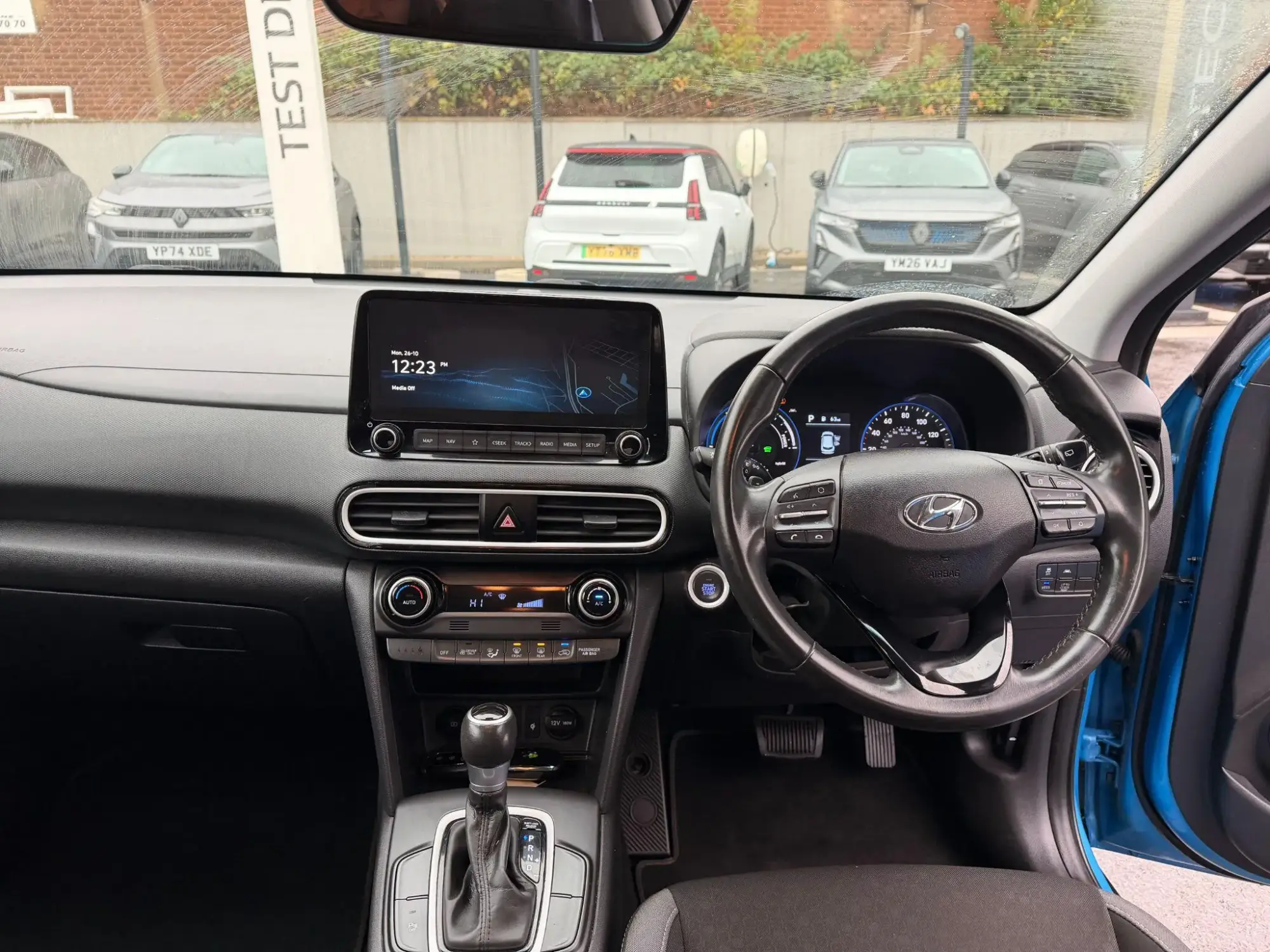 Hyundai KONA Image 11