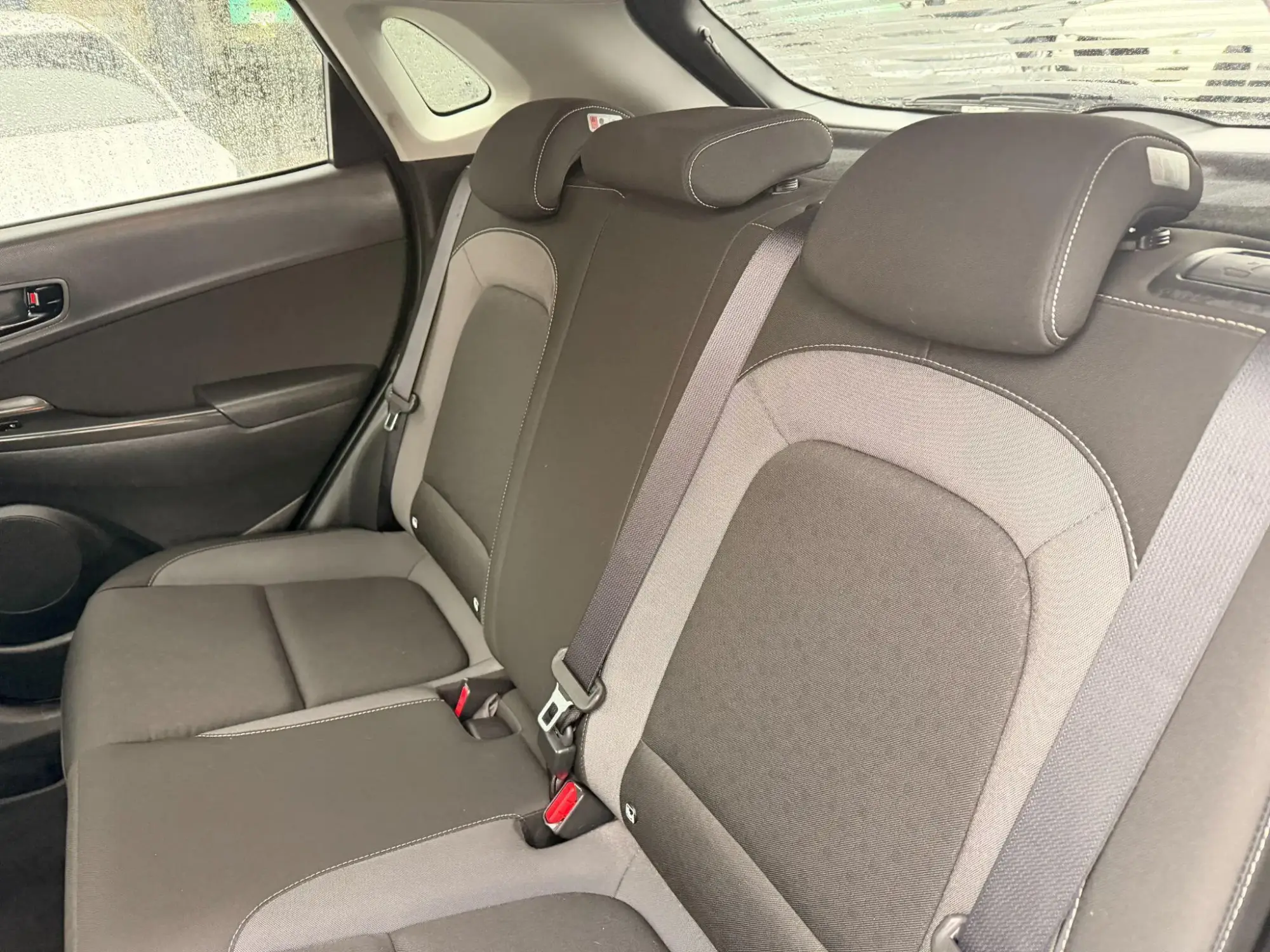 Hyundai KONA Image 17