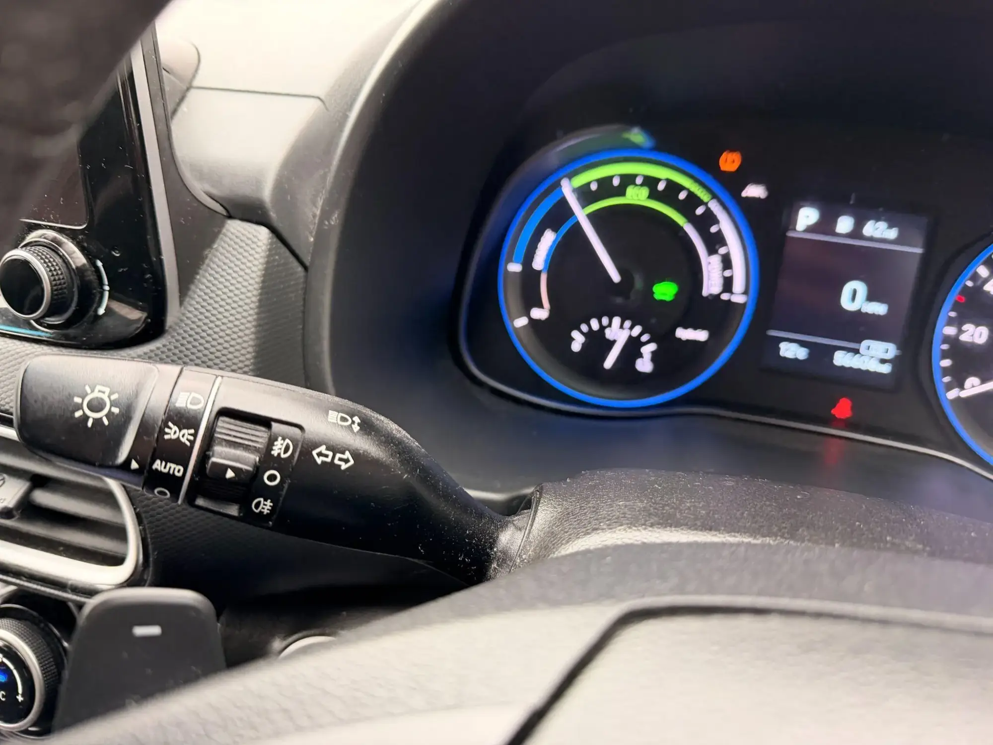 Hyundai KONA Image 21
