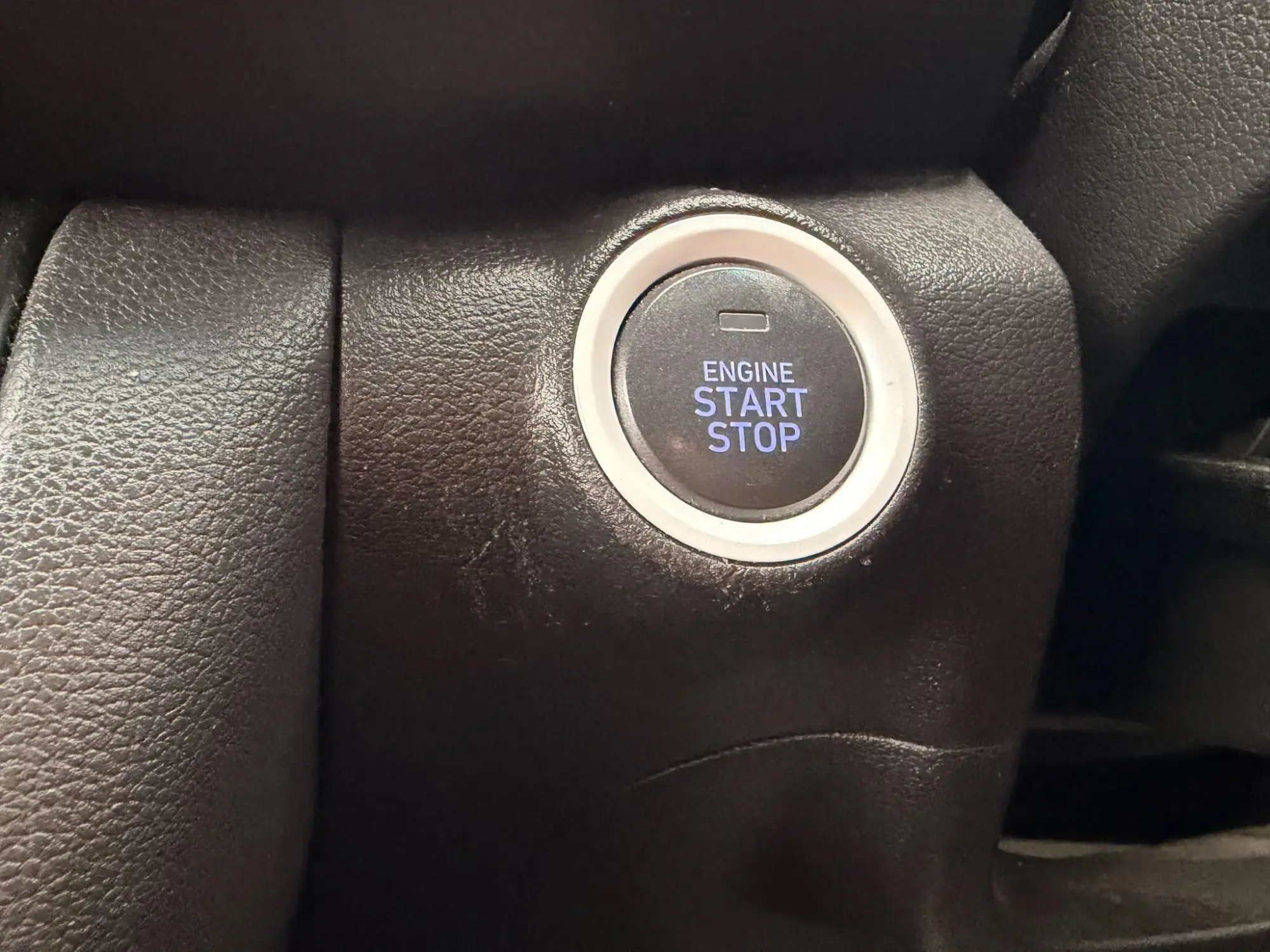 Hyundai KONA Image 24