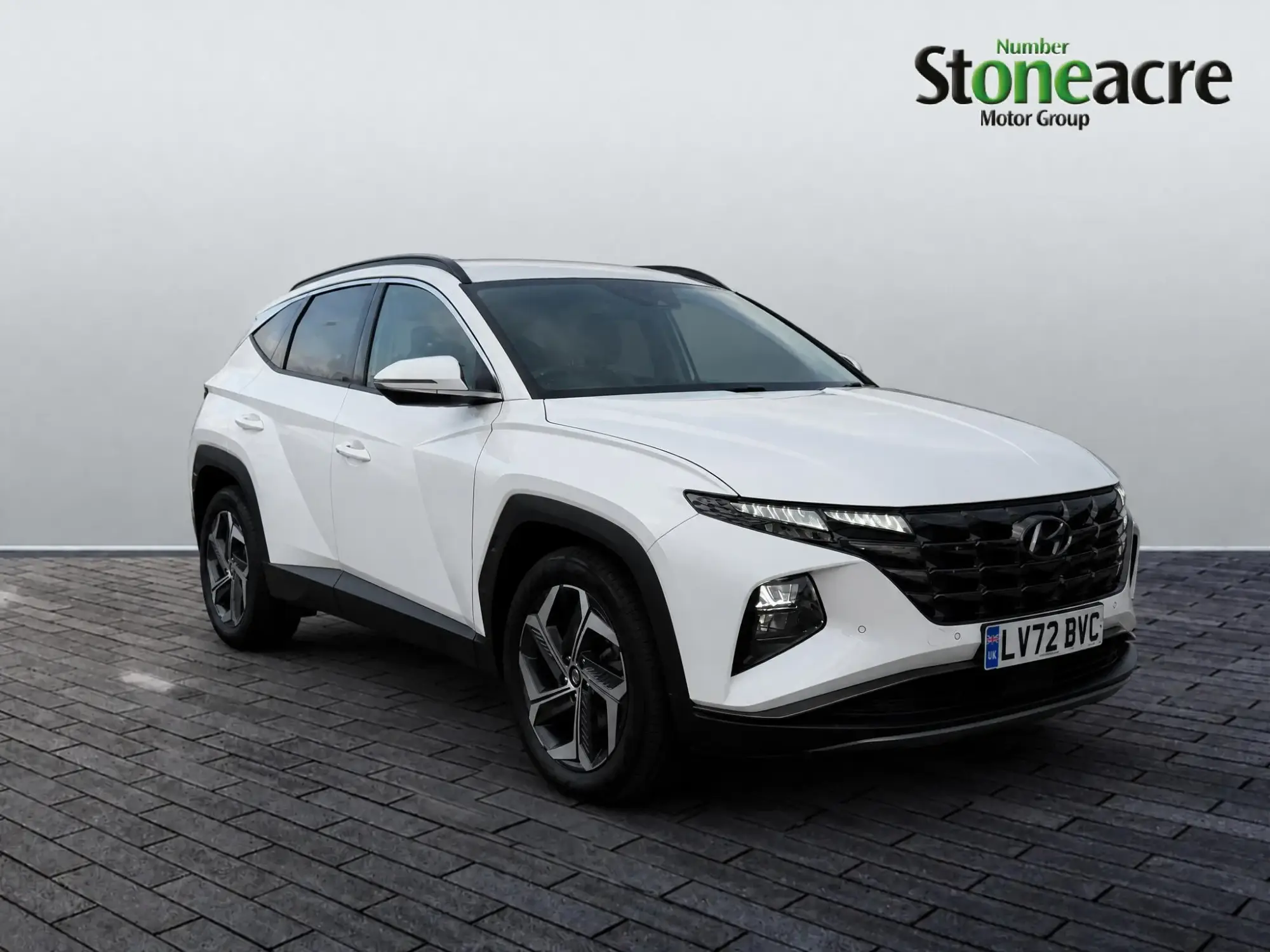 Hyundai TUCSON Hybrid 1.6 TGDi Hybrid 230 Ultimate 5dr 2WD Auto LV72BVC Image 1 Hyundai TUCSON Hybrid 1.6 TGDi Hybrid 230 Ultimate 5dr 2WD Auto LV72BVC Image 1