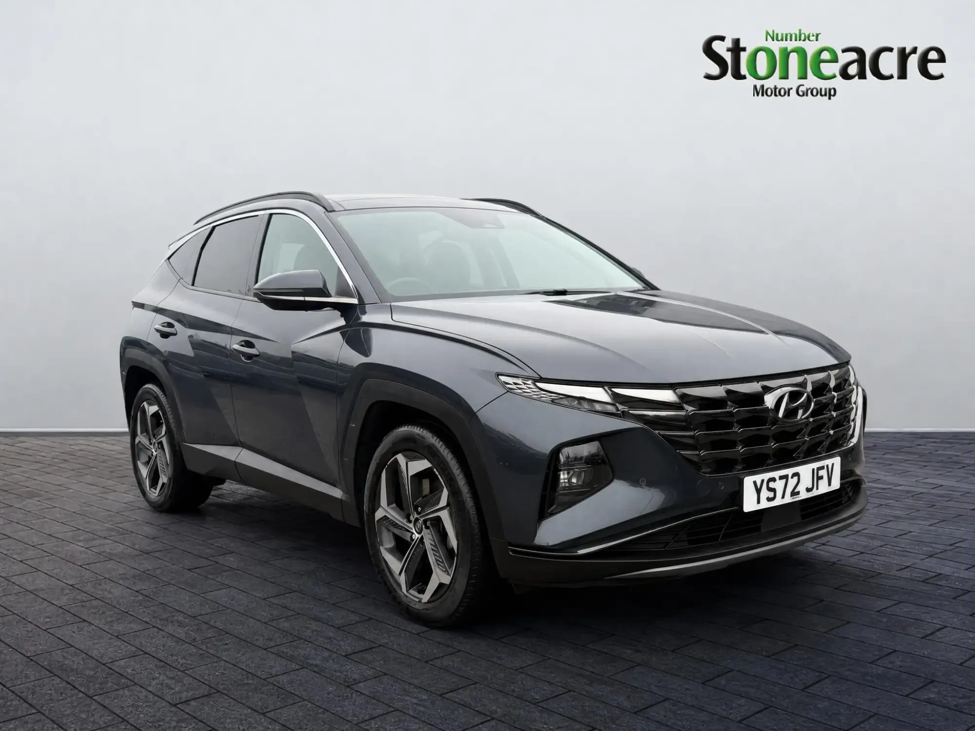 Hyundai TUCSON Hybrid 1.6 TGDi Hybrid 230 Ultimate 5dr 2WD Auto YS72JFV Image 1 Hyundai TUCSON Hybrid 1.6 TGDi Hybrid 230 Ultimate 5dr 2WD Auto YS72JFV Image 1