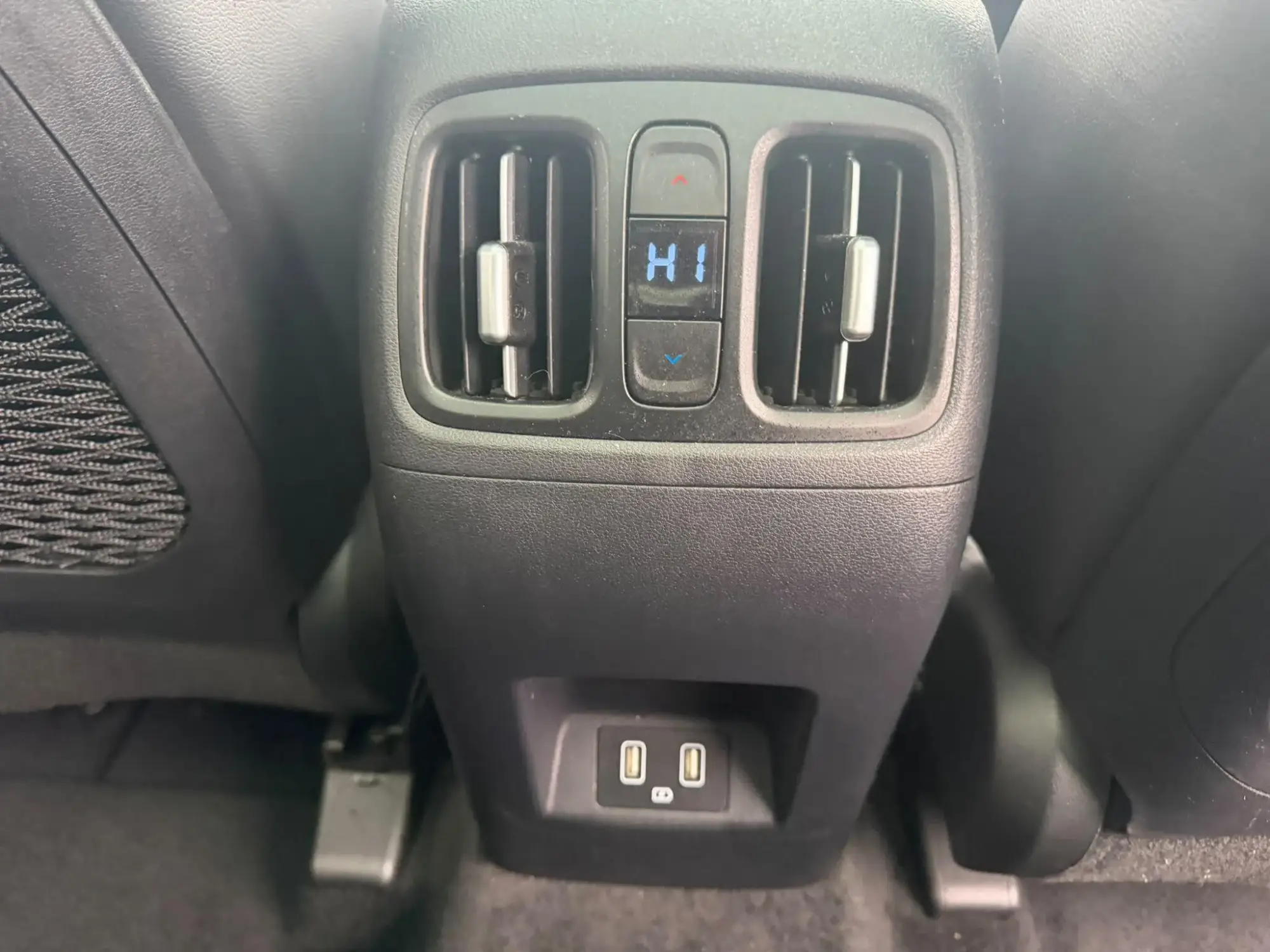 Hyundai TUCSON Hybrid Image 32 Hyundai TUCSON Hybrid Image 32