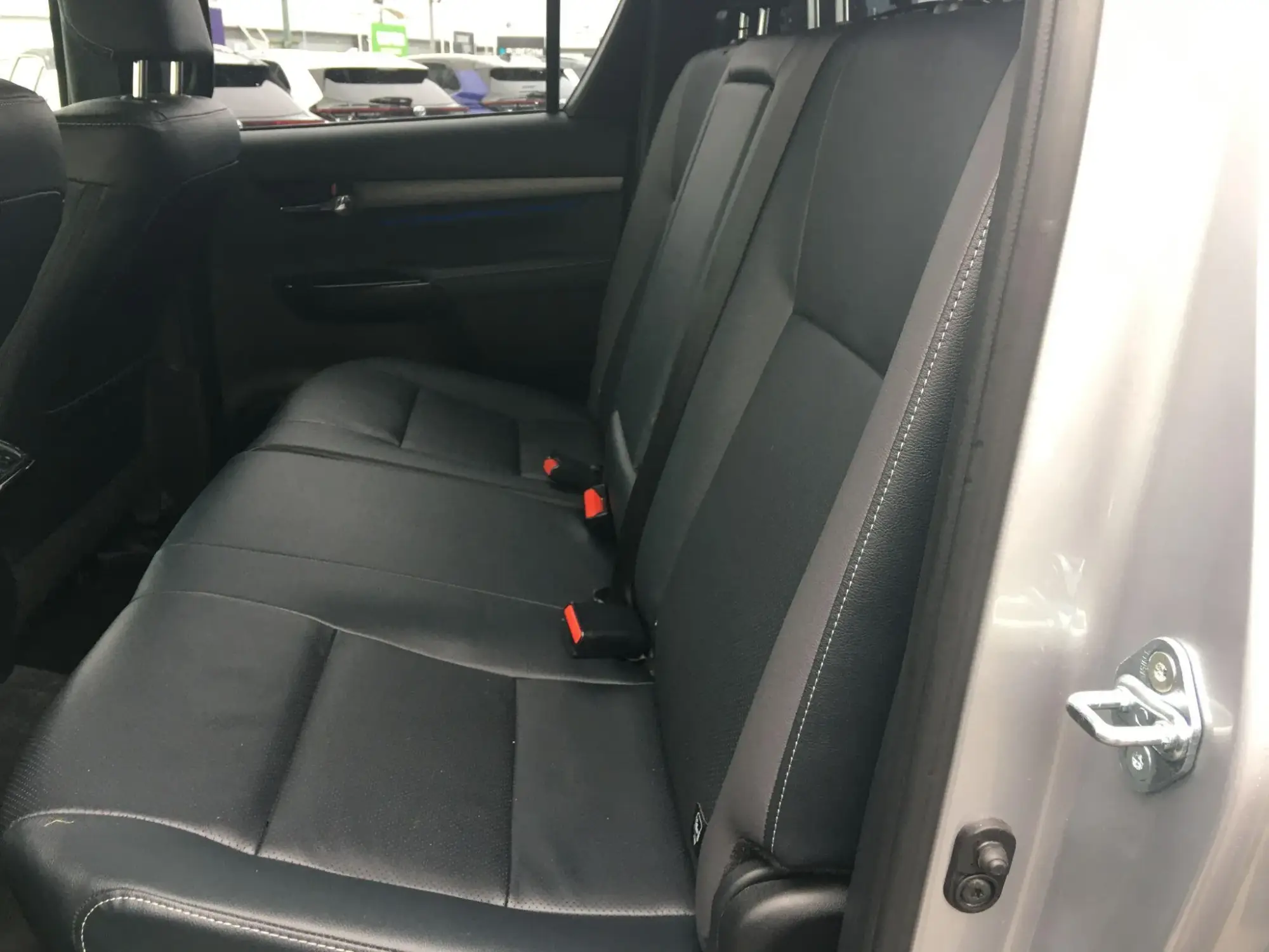 Toyota Hilux Image 18