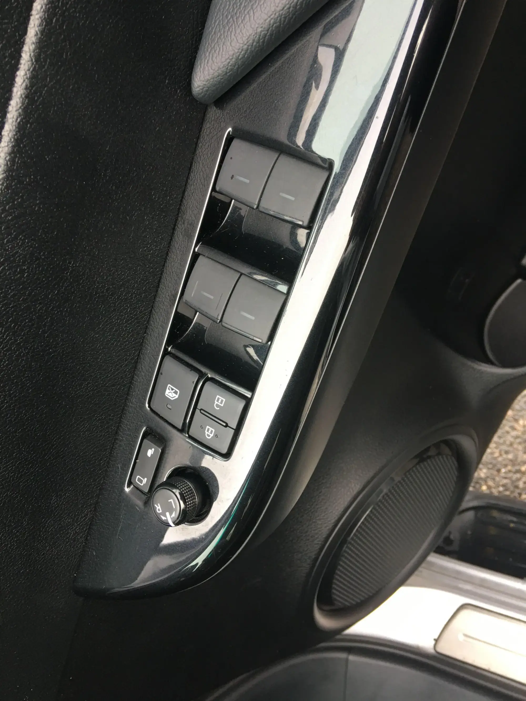 Toyota Hilux Image 33