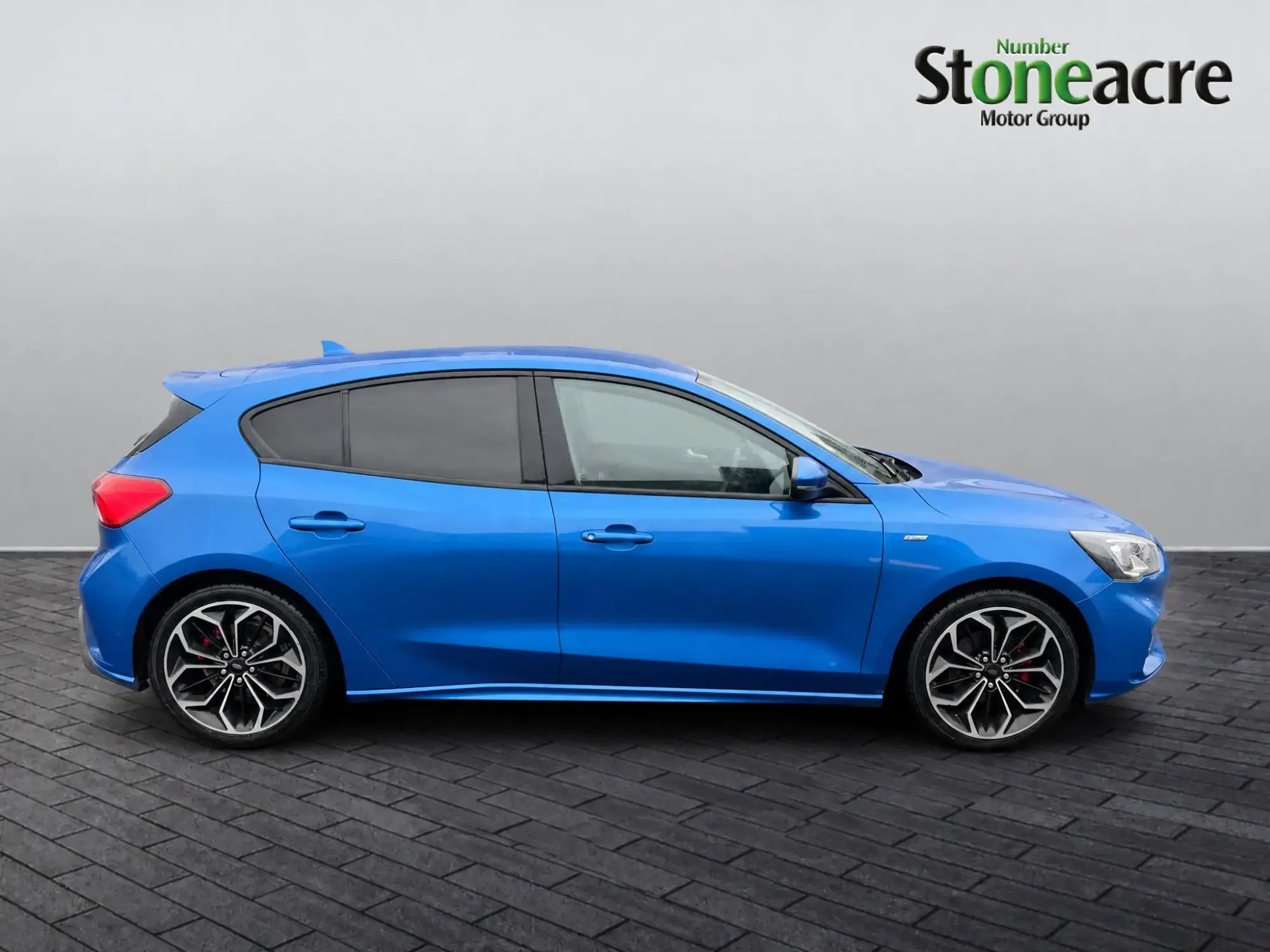 Ford Focus 1.0T EcoBoost ST-Line X Hatchback 5dr Petrol Manual Euro 6 (s/s) (125 ps) AP19YOD Image 2 Ford Focus 1.0T EcoBoost ST-Line X Hatchback 5dr Petrol Manual Euro 6 (s/s) (125 ps) AP19YOD Image 2